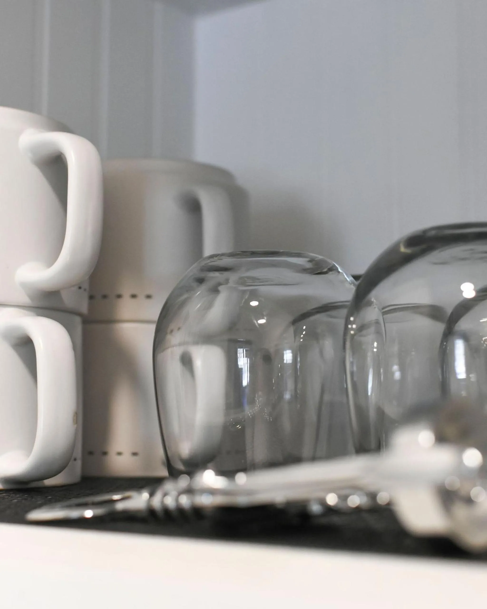 Coffee/tea facilities in Launchpoint Lodge
