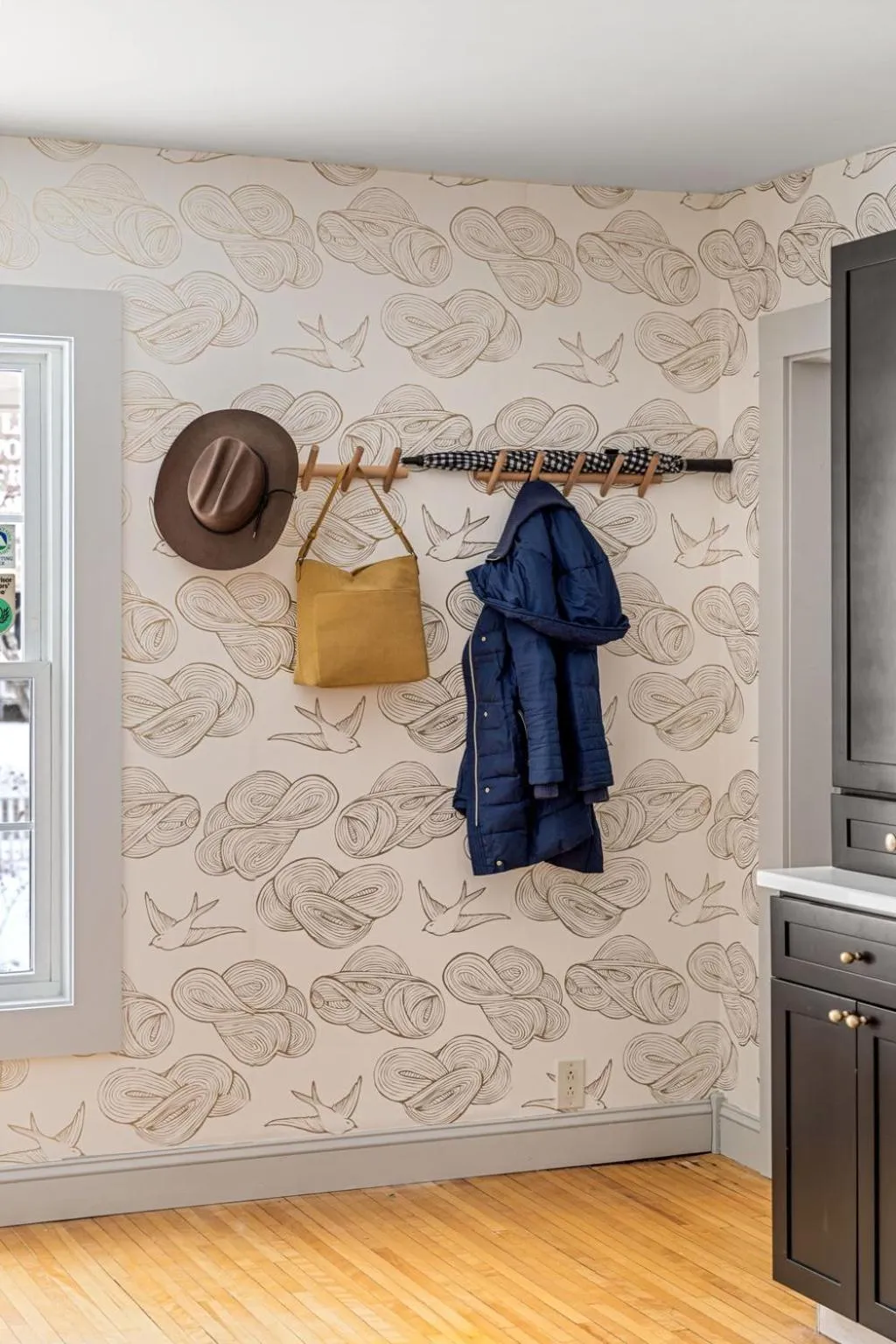 Kitchen or kitchenette in Launchpoint Lodge