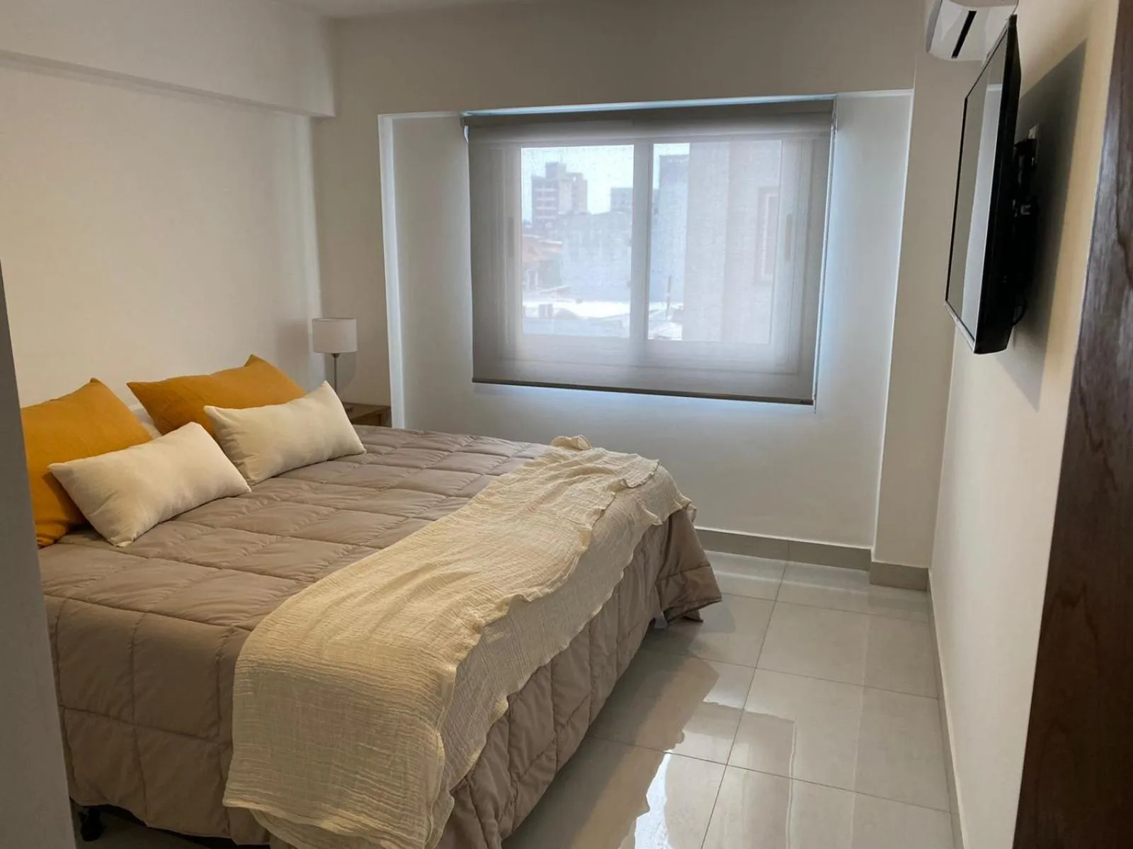 TV and multimedia, Bed in HOMEFULL Apartamentos