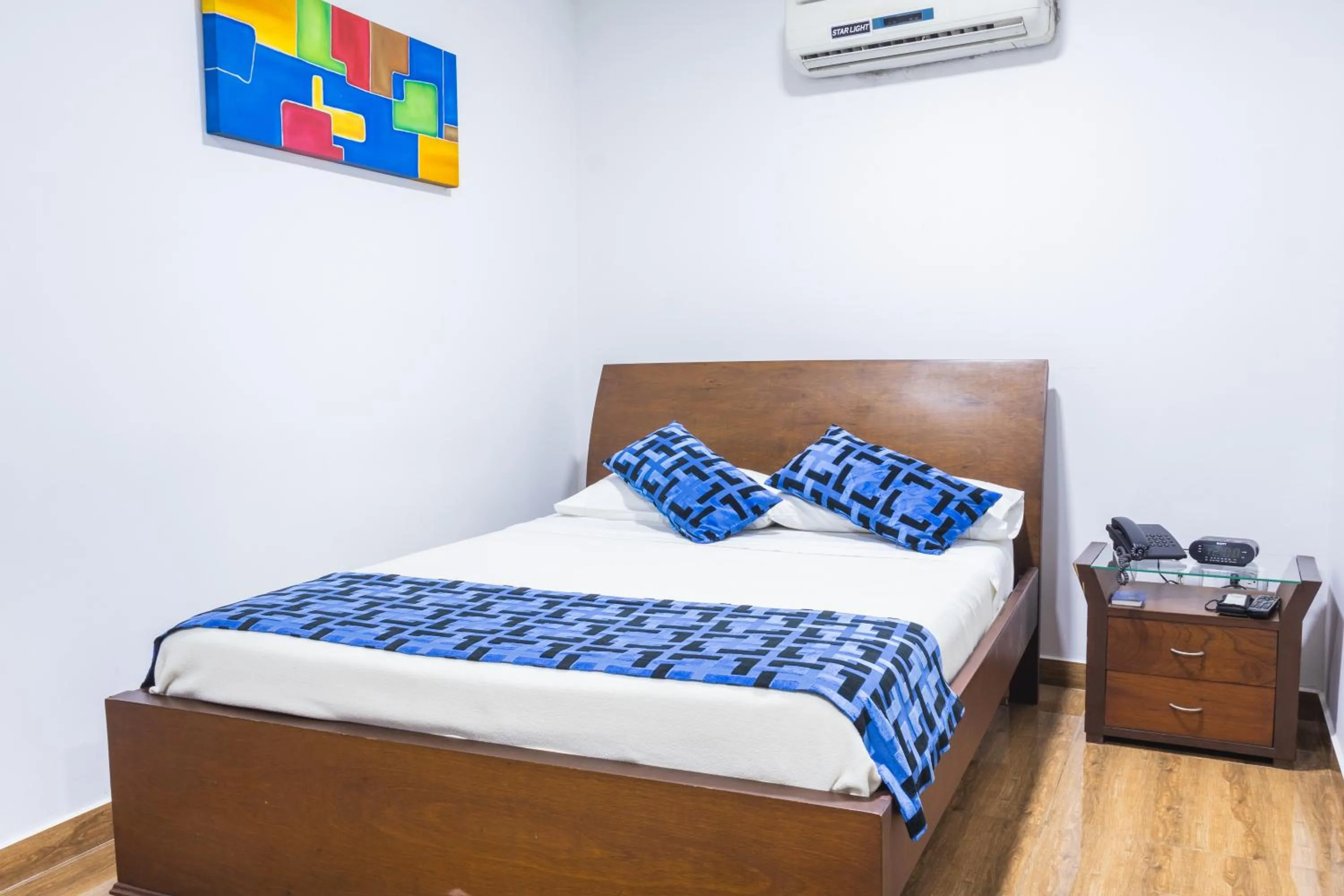 Bed in Hotel Kamani Florencia