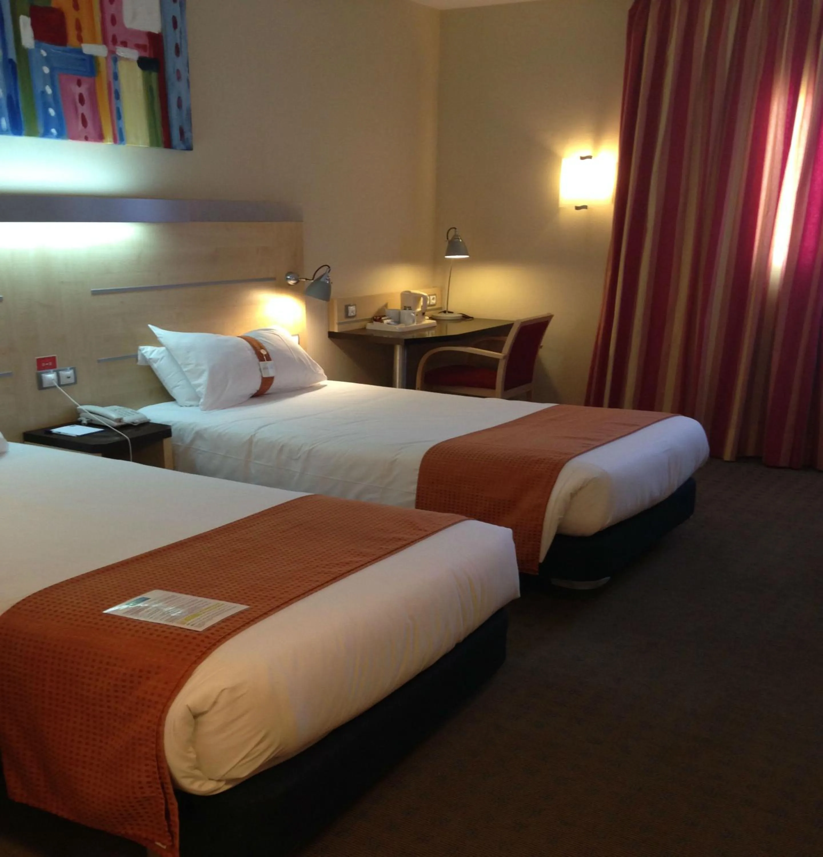 Photo of the whole room, Bed in Holiday Inn Express Valencia Bonaire by IHG