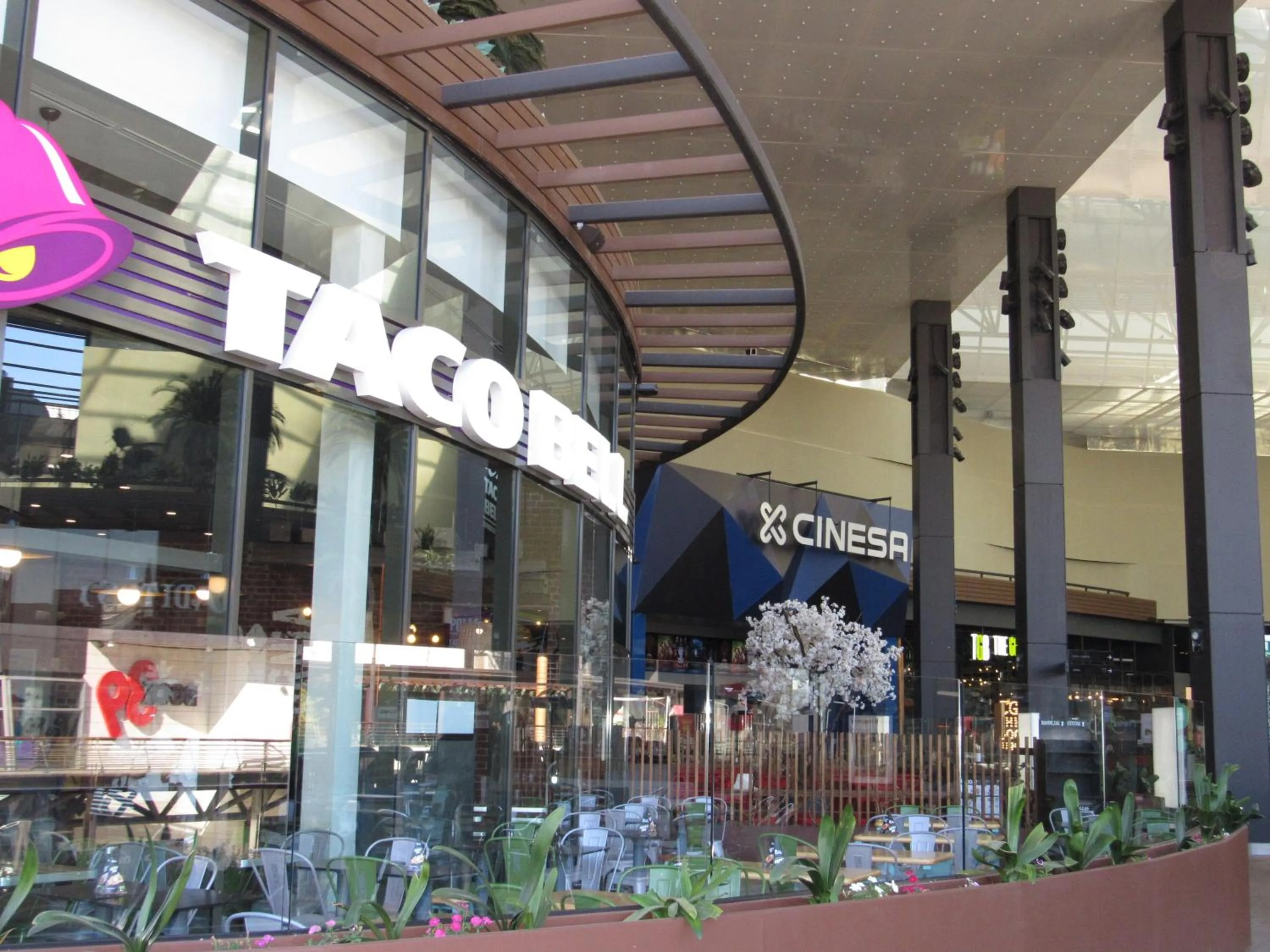 Bowling in Holiday Inn Express Valencia Bonaire by IHG