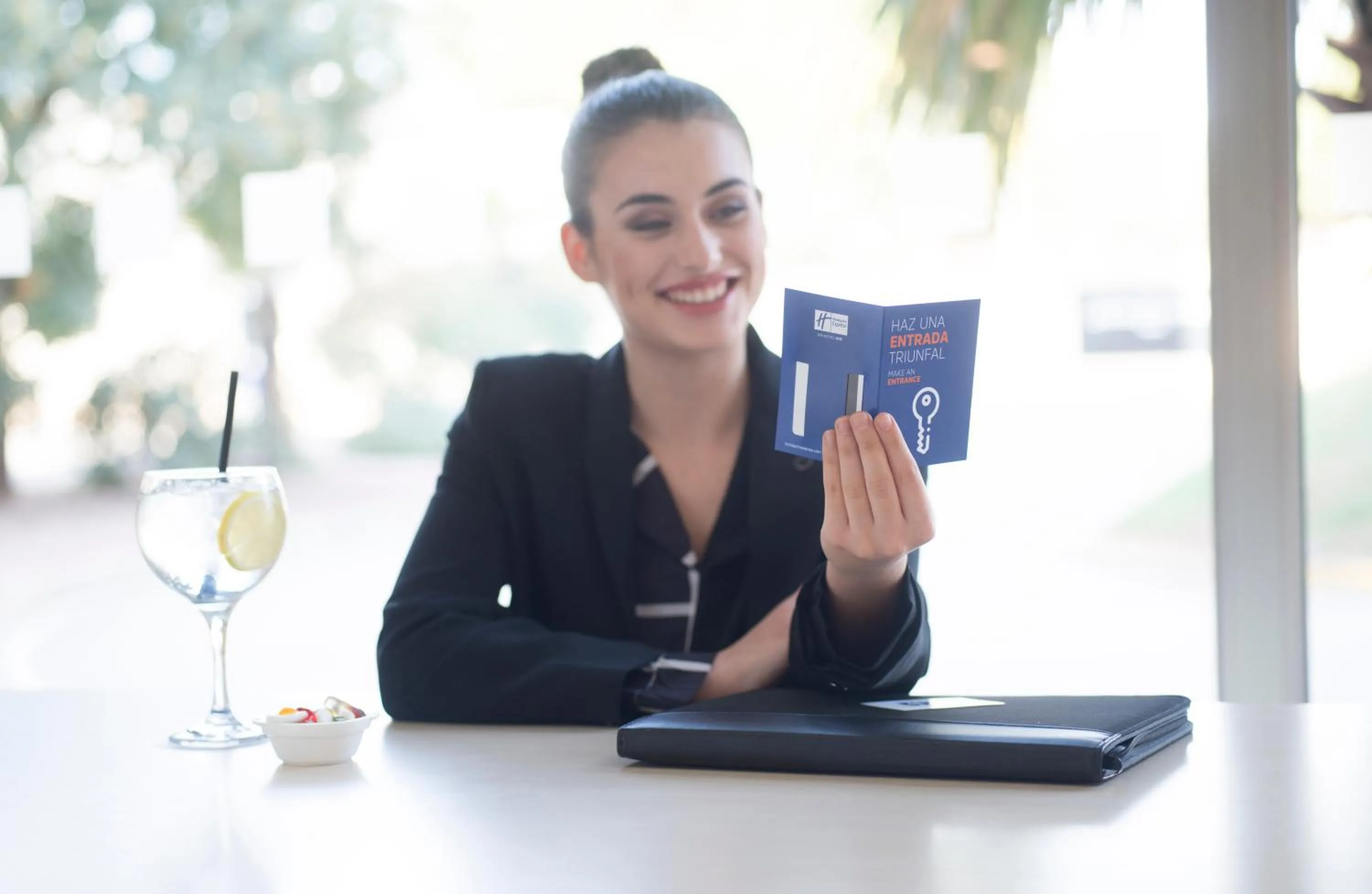People in Holiday Inn Express Valencia Bonaire by IHG