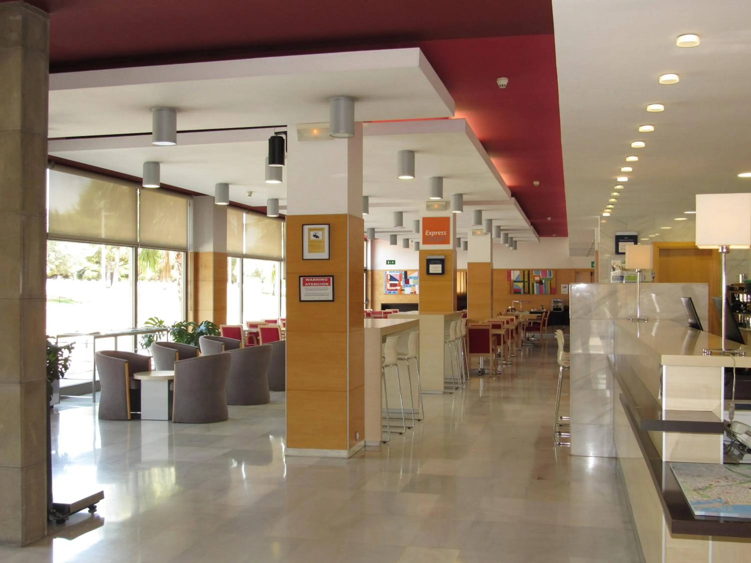 Lobby or reception in Holiday Inn Express Valencia Bonaire by IHG