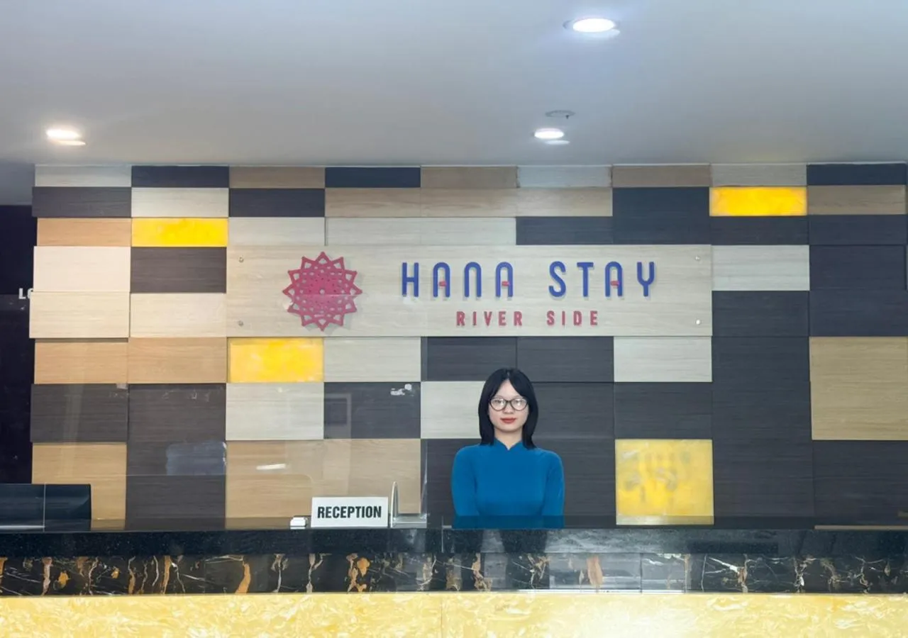 Staff in HANA Stay Riverside