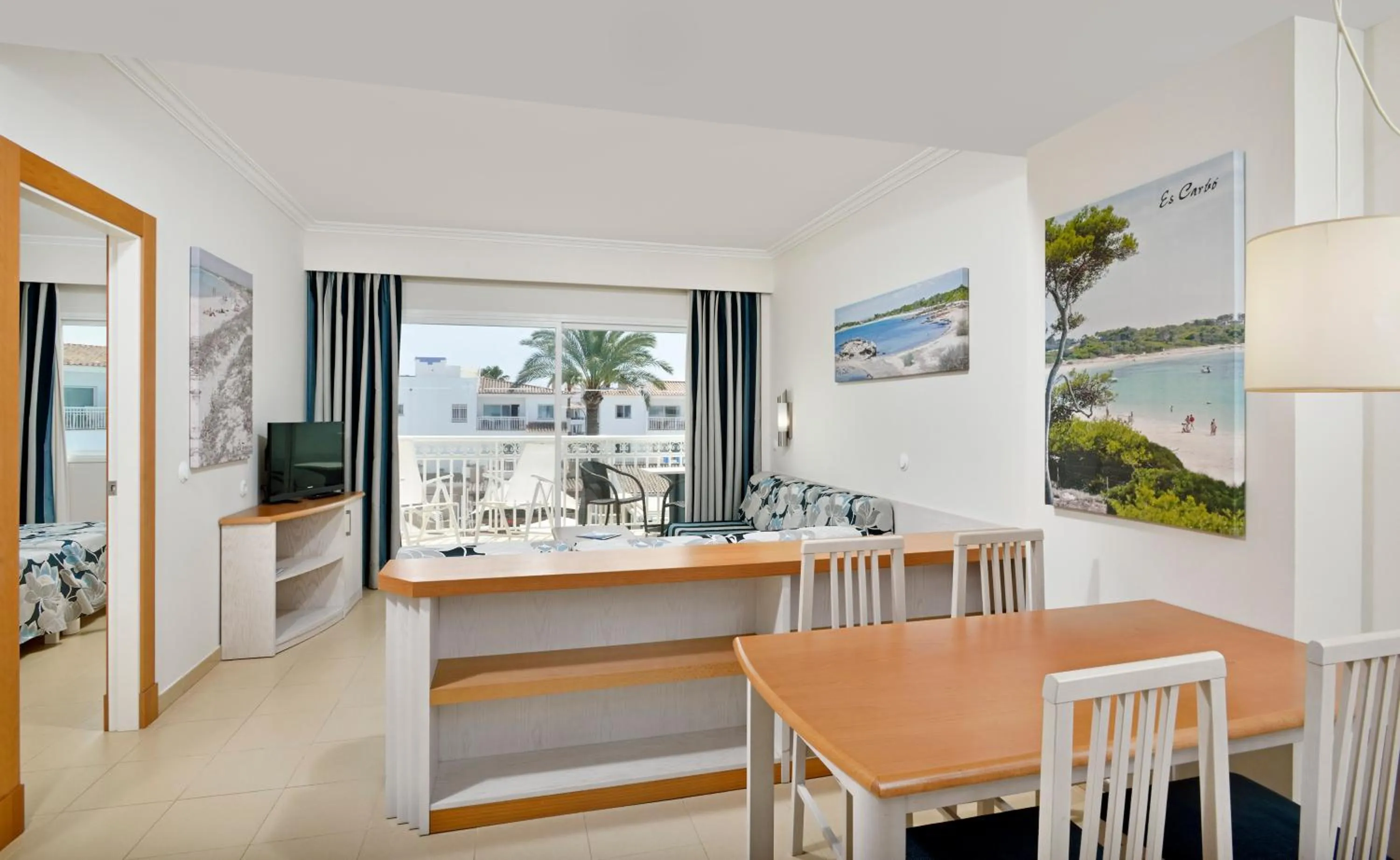 Photo of the whole room in Aparthotel Isla de Cabrera