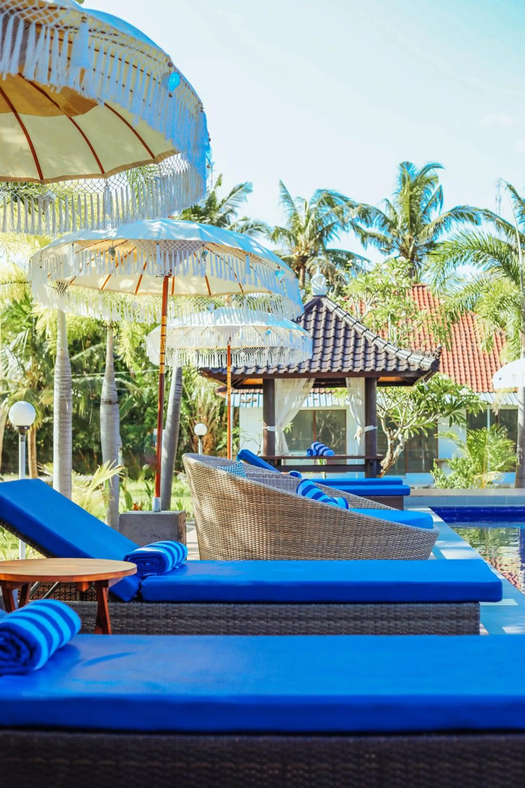 Day in Grand Ball Beach Garden