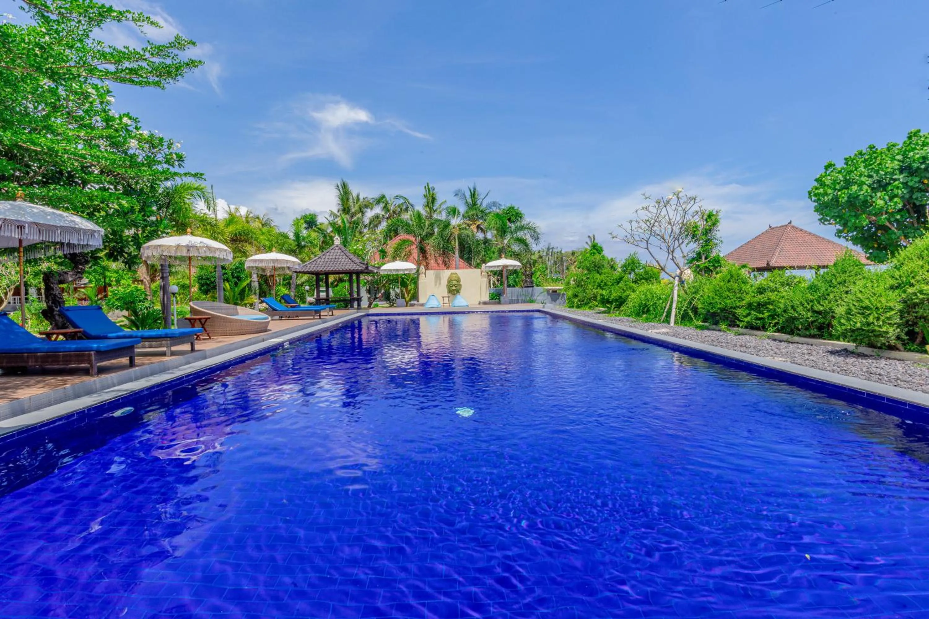 Swimming pool in Grand Ball Beach Garden