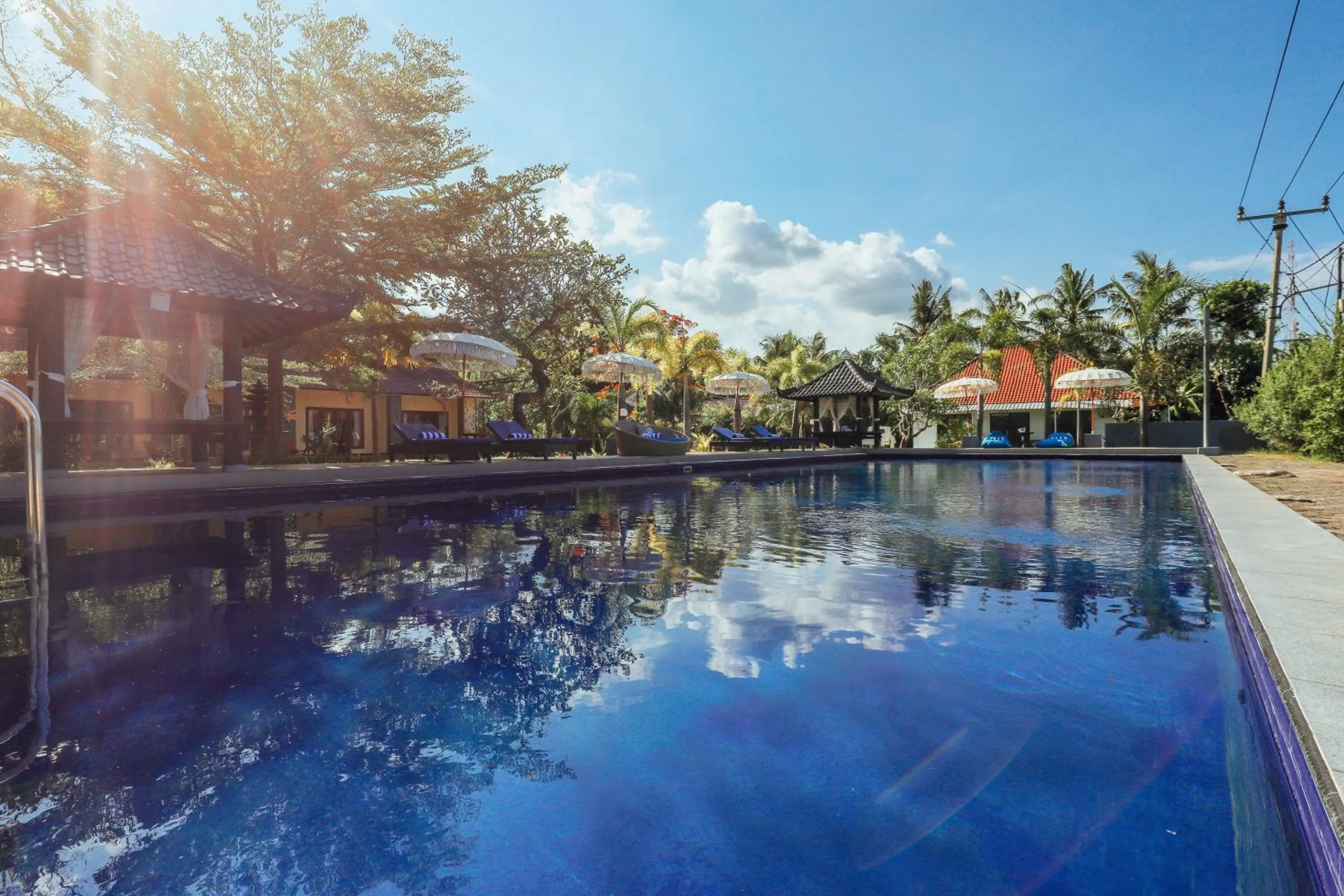 Day in Grand Ball Beach Garden