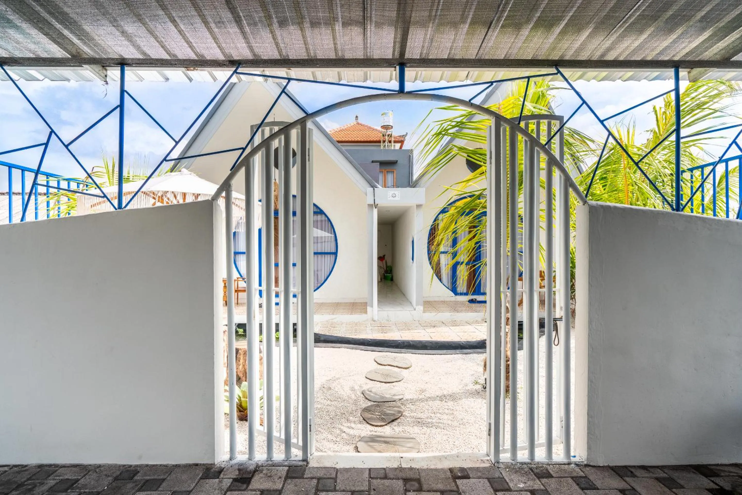 Balcony/Terrace in Anny Guesthouse by ecommerceloka