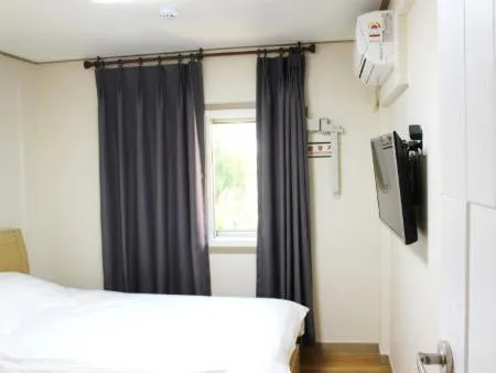 Bed in The Lucete Hotel