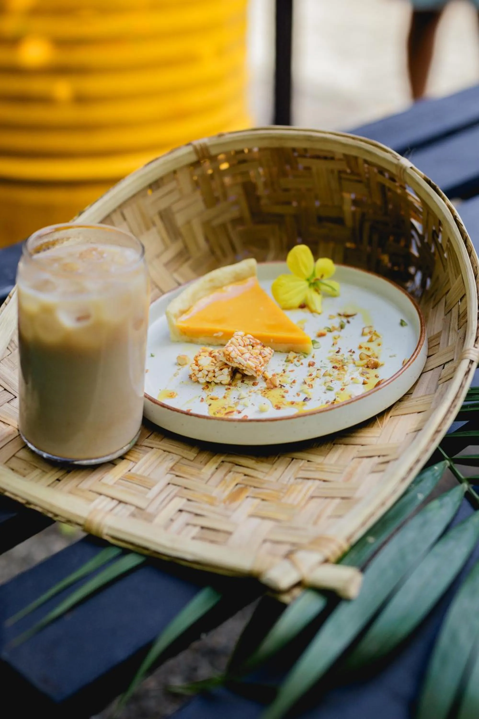 Food and drinks in Sugar Hostel Weligama - Coliving & Coworking