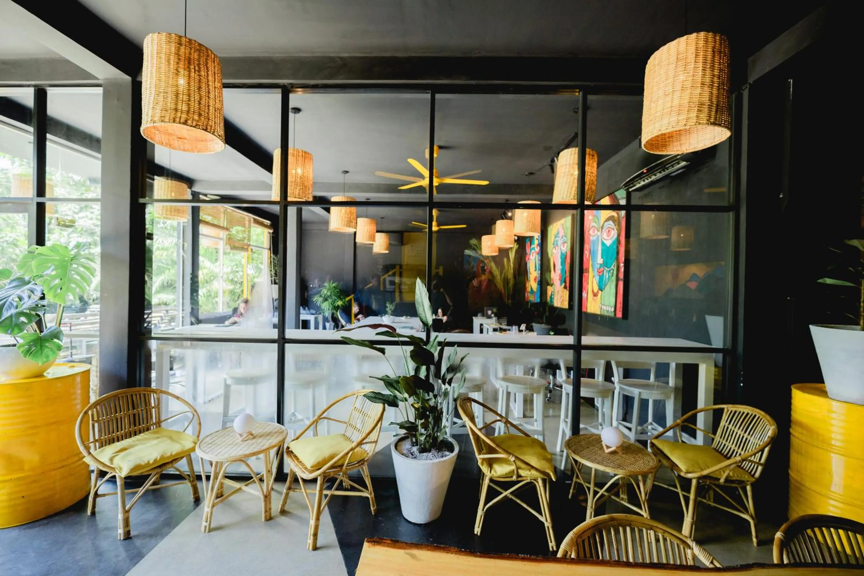 Seating area in Sugar Hostel Weligama - Coliving & Coworking