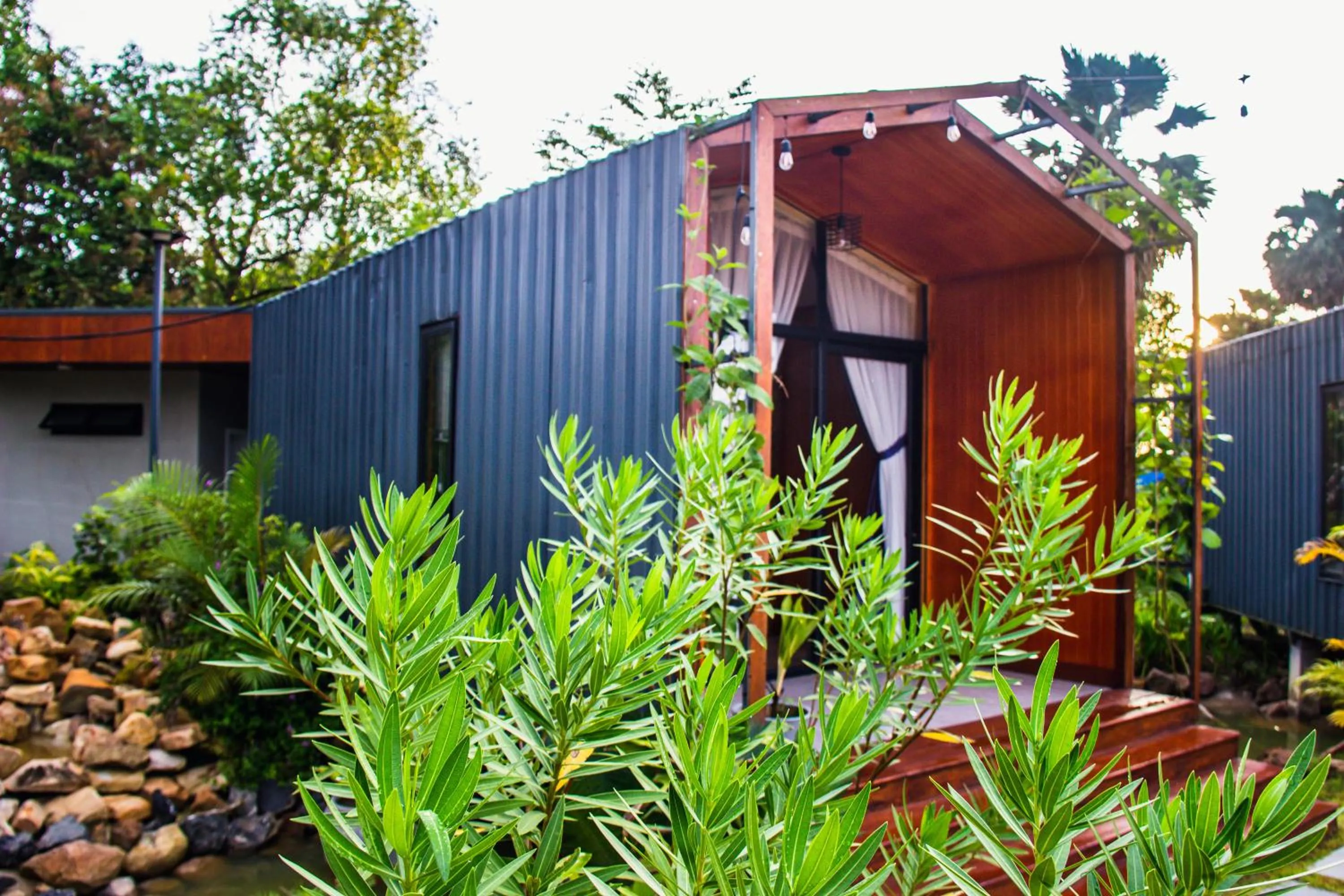 Property building in Kampot Tropical Village