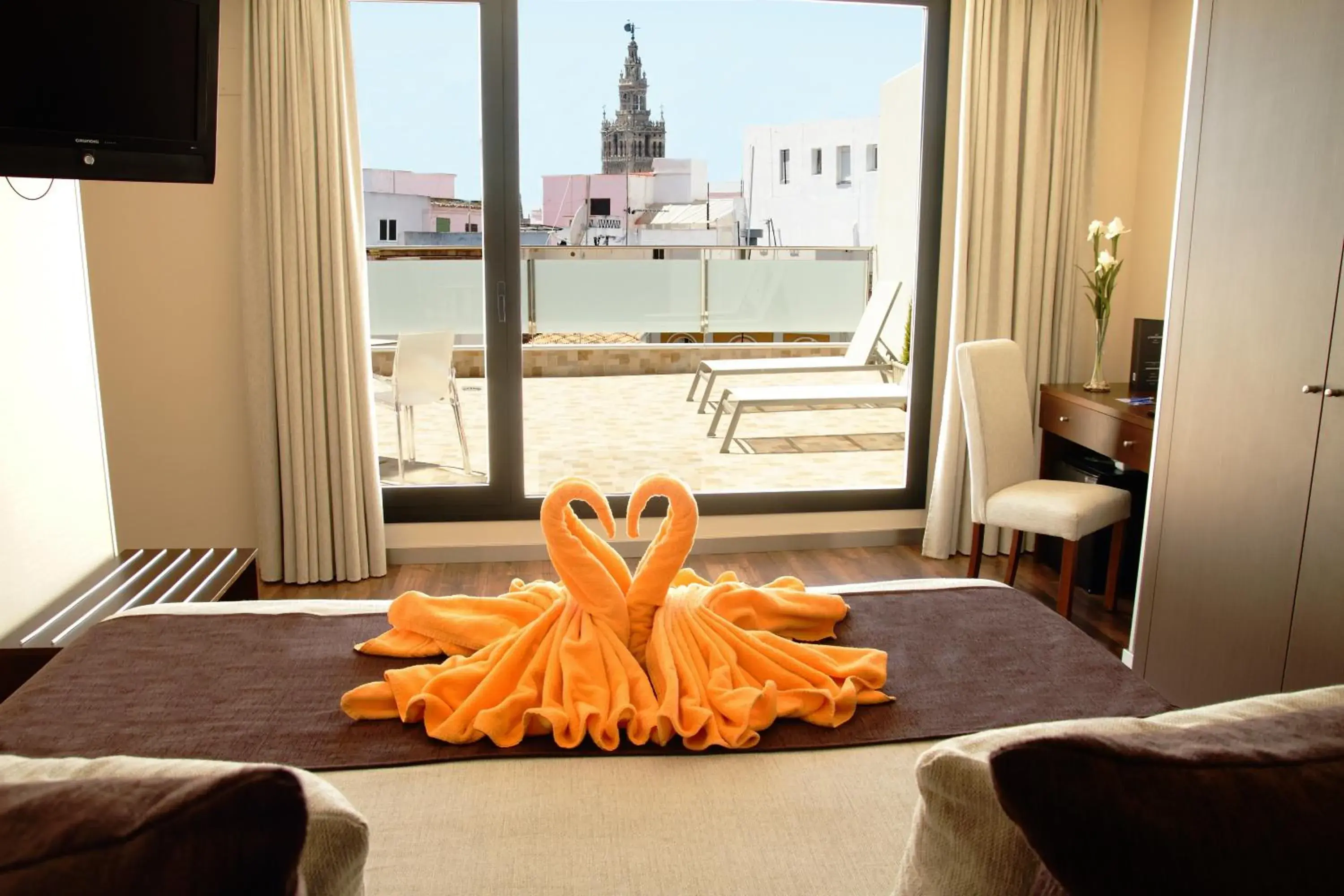 Premium Double with Terrace & Whirlpool in Hotel Don Paco Premium Double with Terrace & Whirlpool in Hotel Don Paco