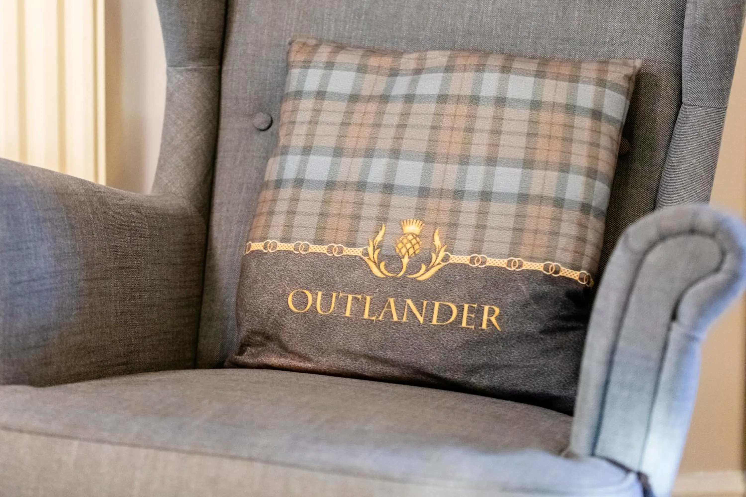 Chichester retreat house with free parking