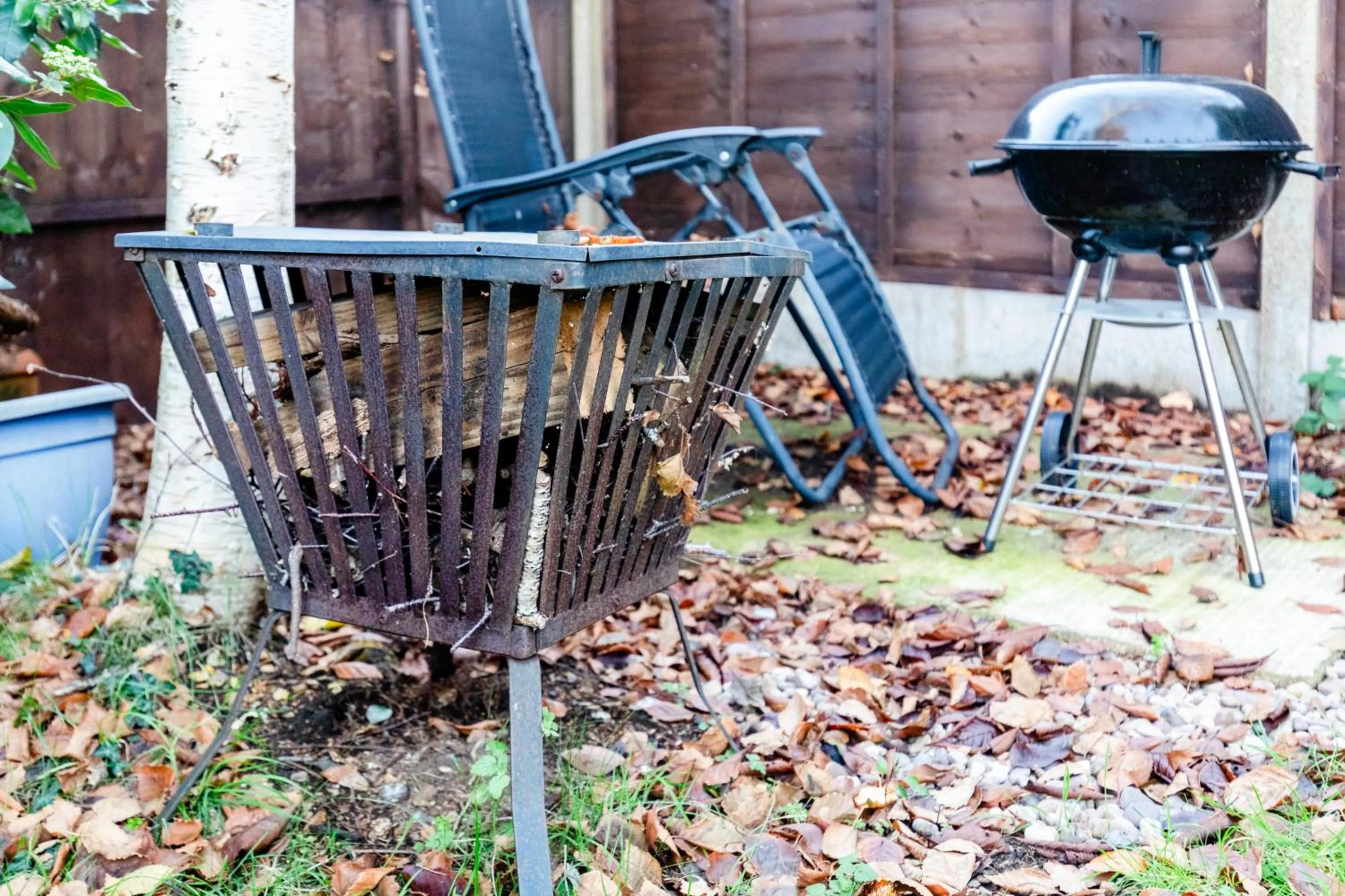 Chichester retreat house with free parking