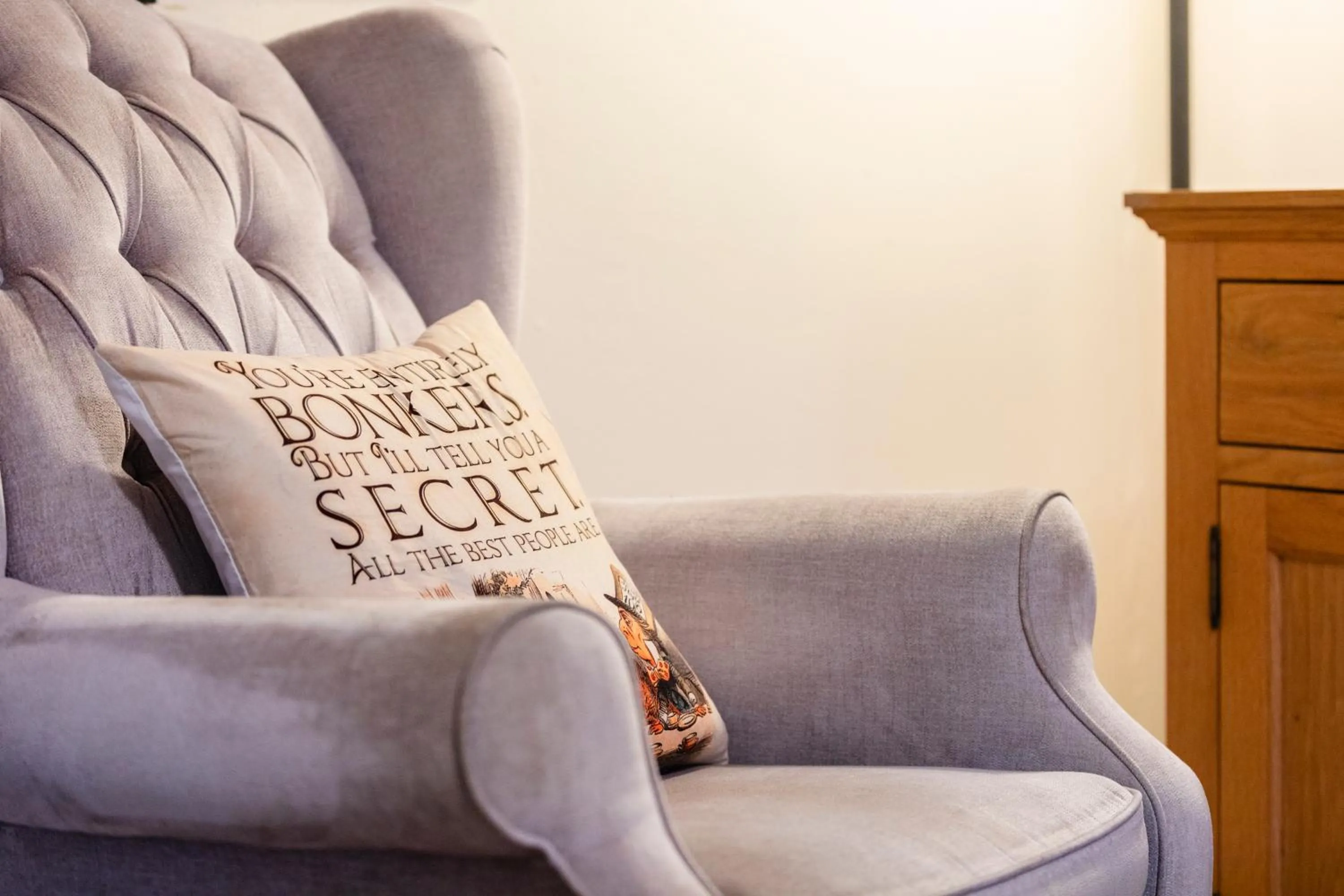 Chichester retreat house with free parking