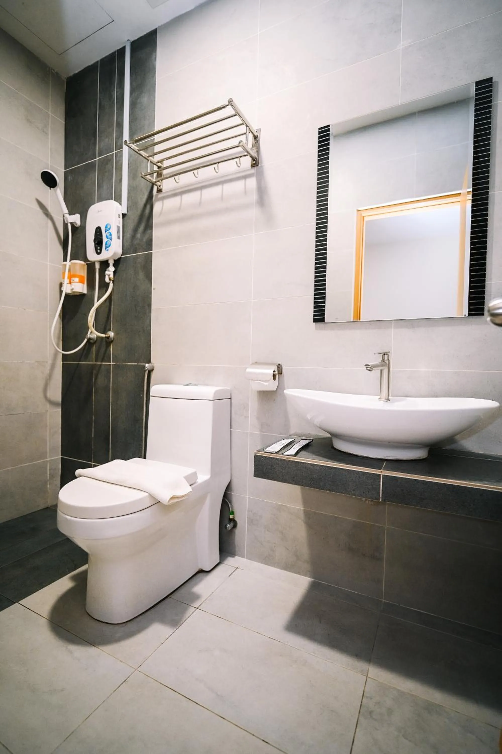 Swing & Pillows - PJ21 Petaling Jaya