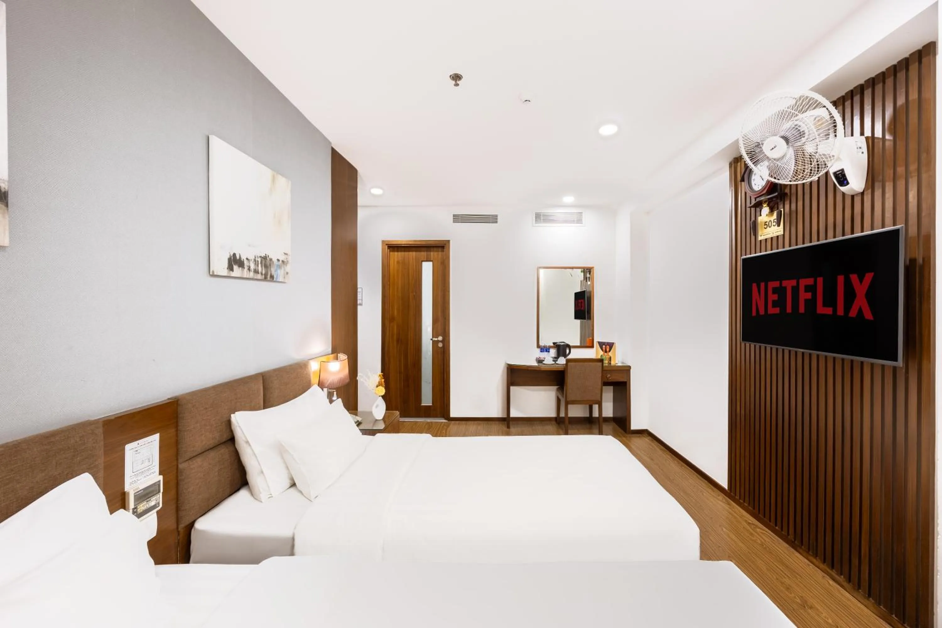 Living room, Bed in A25 Hotel - 55 Cách Mạng Tháng 8