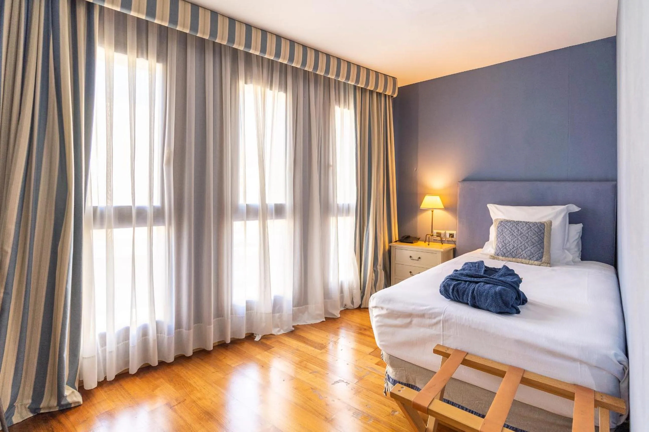 Photo of the whole room, Bed in Hotel Blancafort Spa Termal