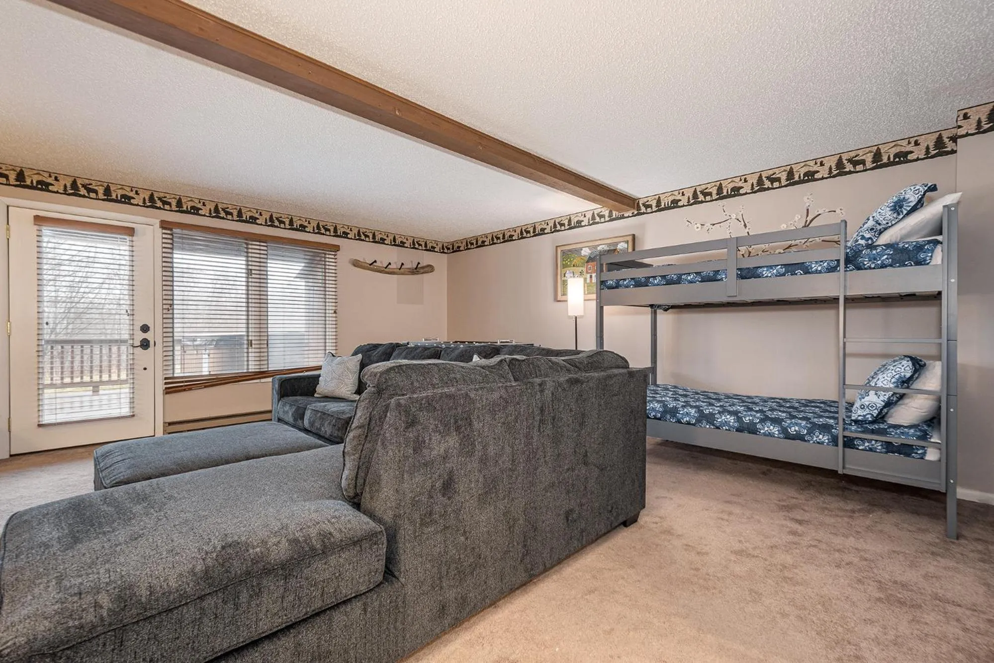 Property building, Bed in Beary Relaxing