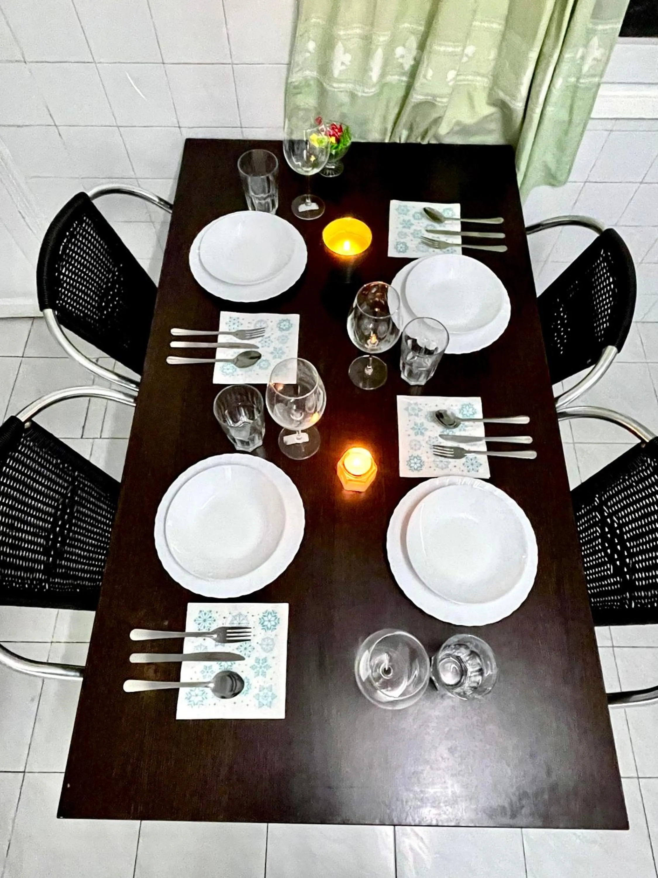 Dining area in Las habitaciones en Alicante