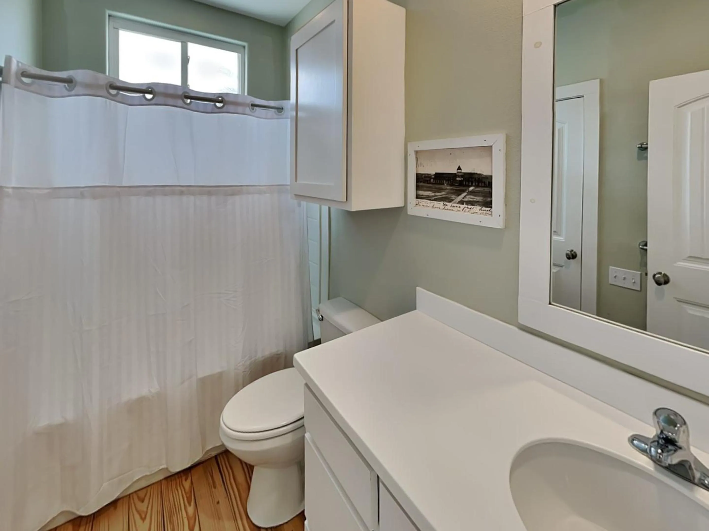 Shower in Beach Club 1