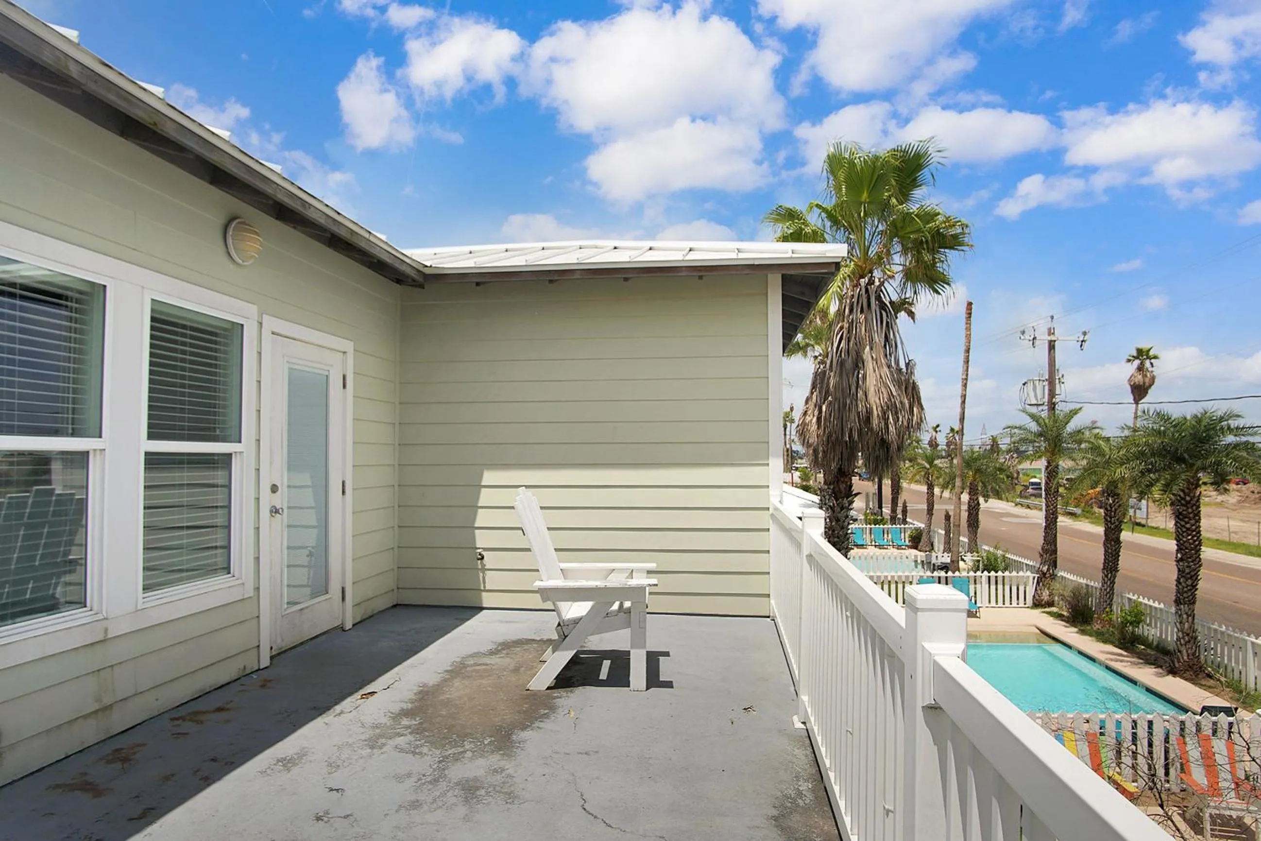 Property building in Beach Club 1