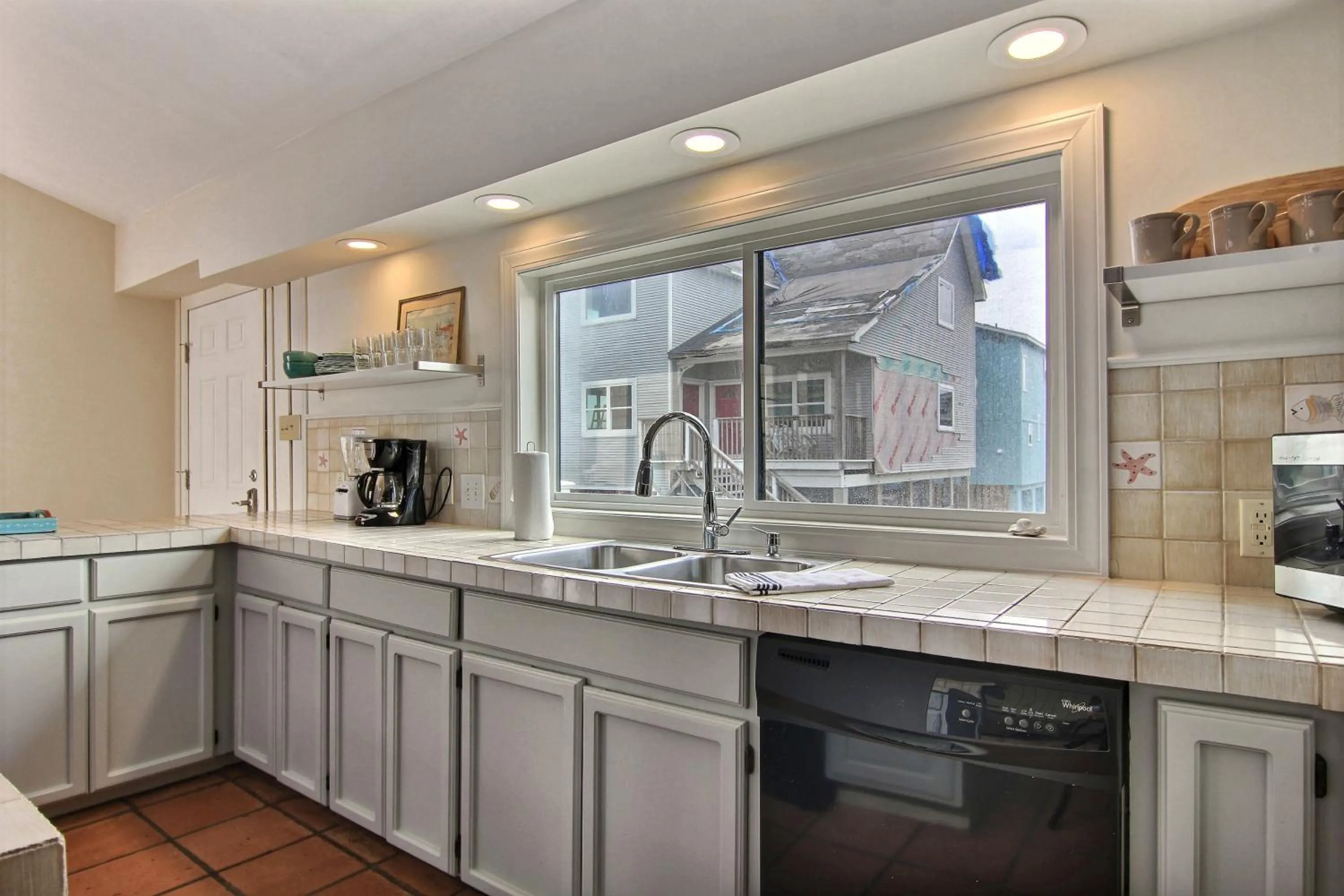 Property building in Port-A-Way