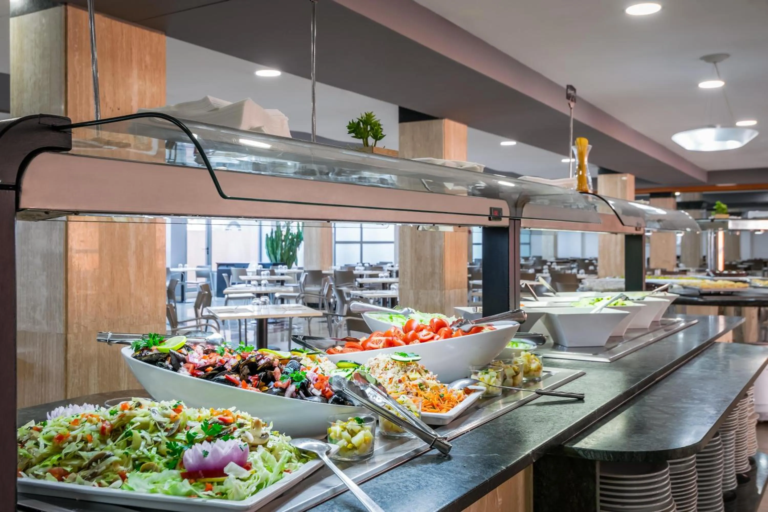 Restaurant/places to eat in Hotel Fenix Family by ALEGRIA