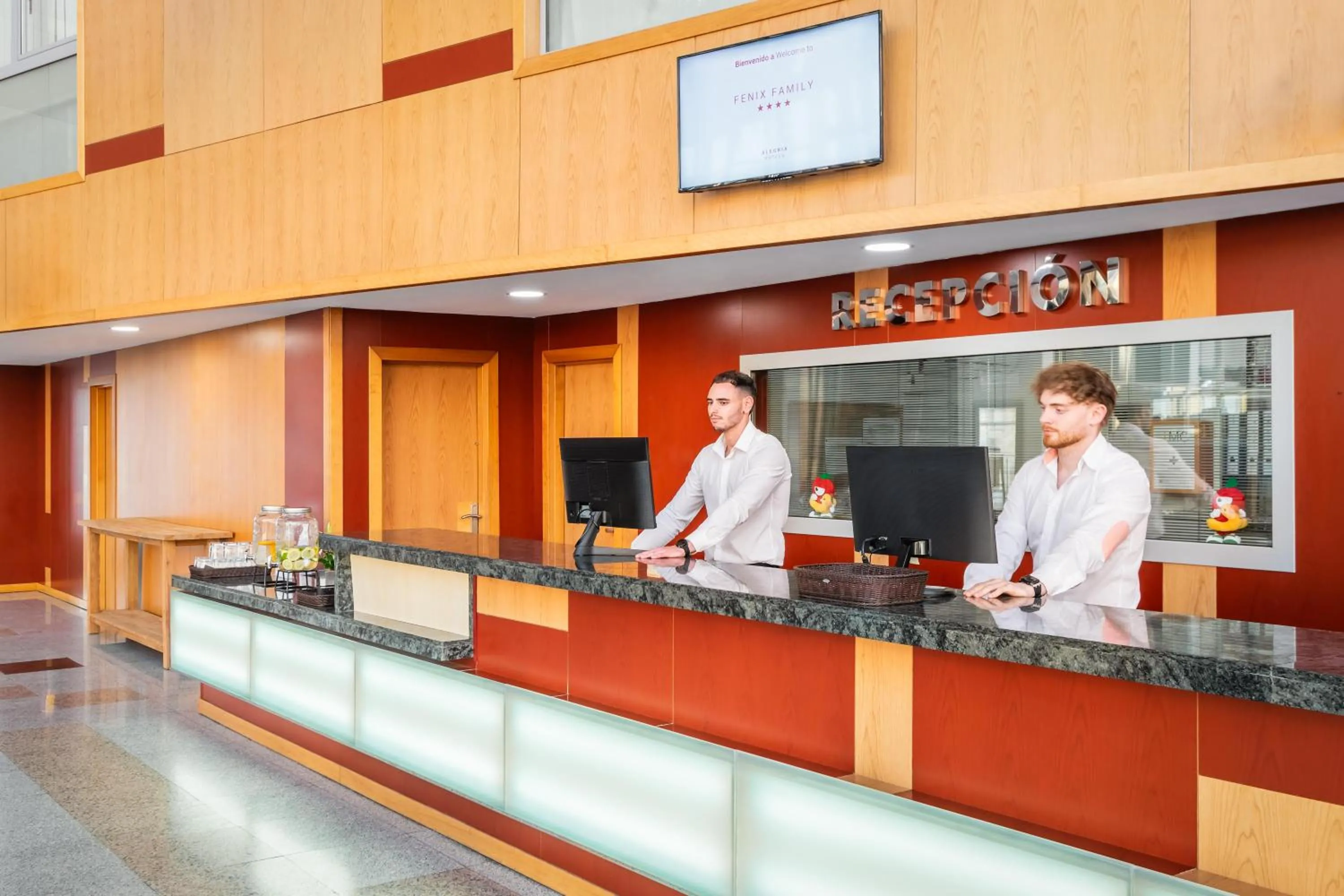 Lobby or reception in Hotel Fenix Family by ALEGRIA