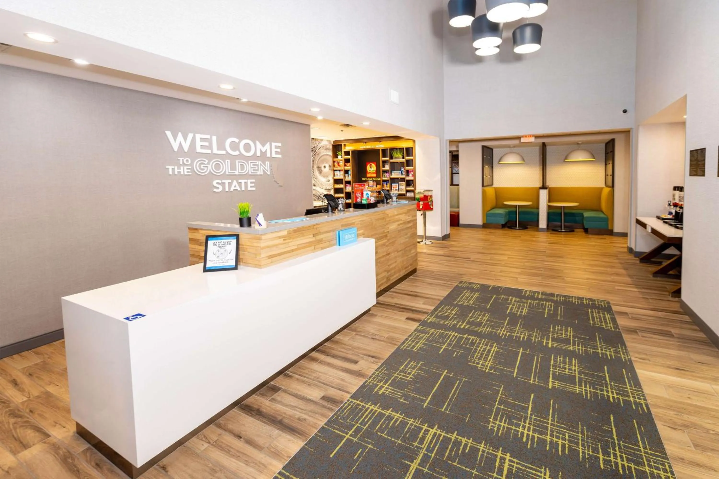 Lobby or reception in Hampton Inn Selma, Ca