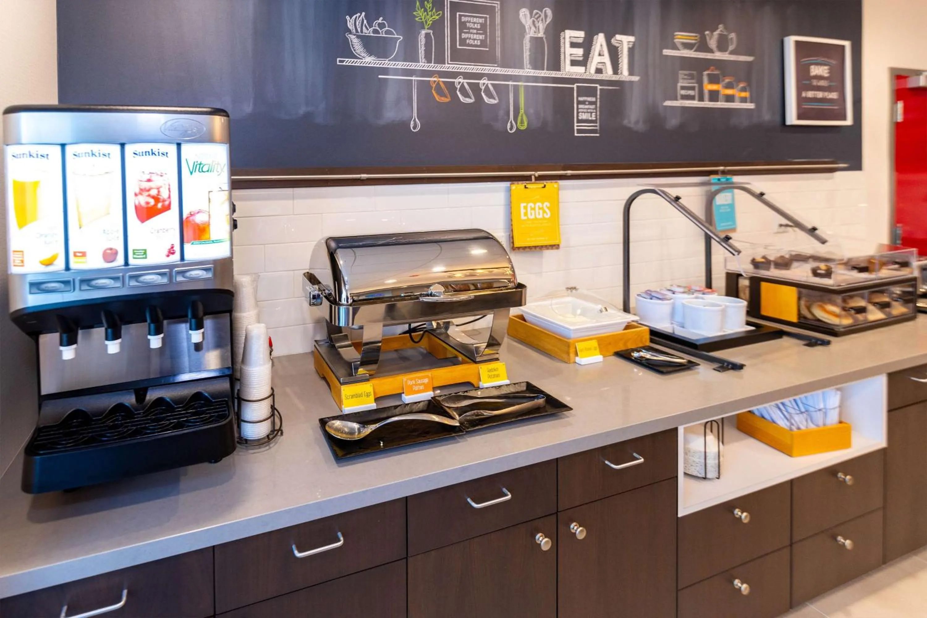 Breakfast in Hampton Inn Selma, Ca