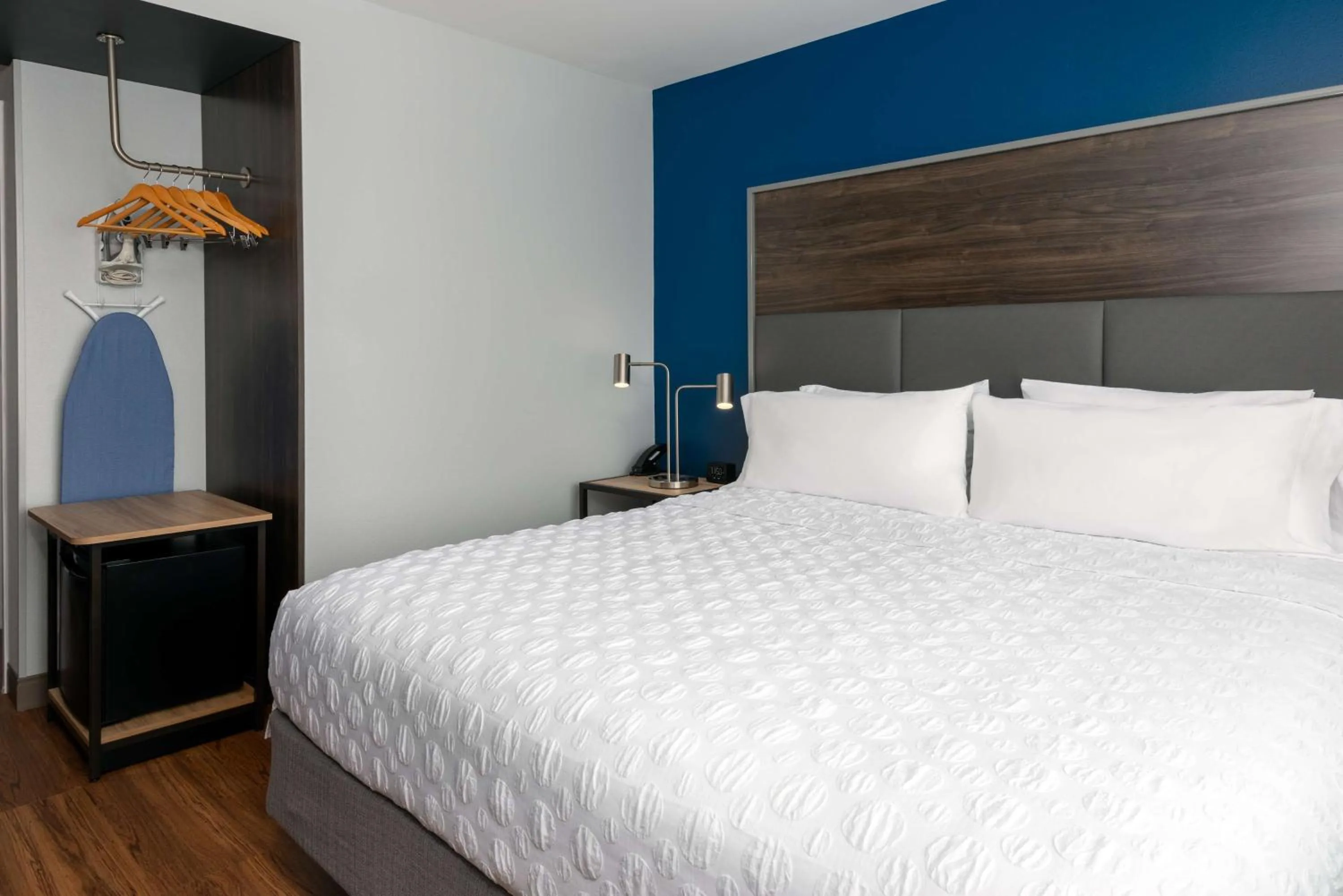 Bed in Tru By Hilton Wilmington