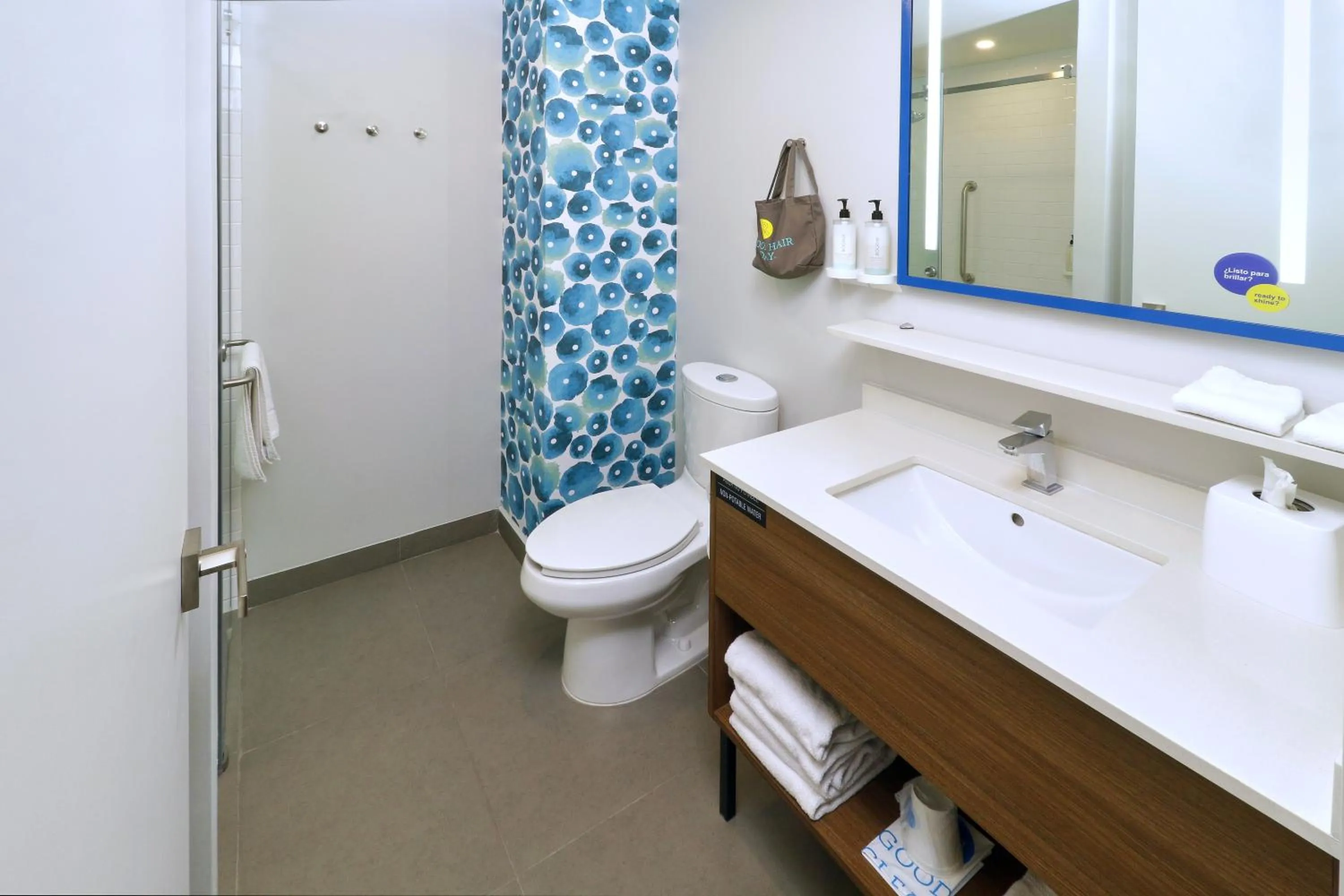 Bathroom in Tru By Hilton Monterrey Fundidora