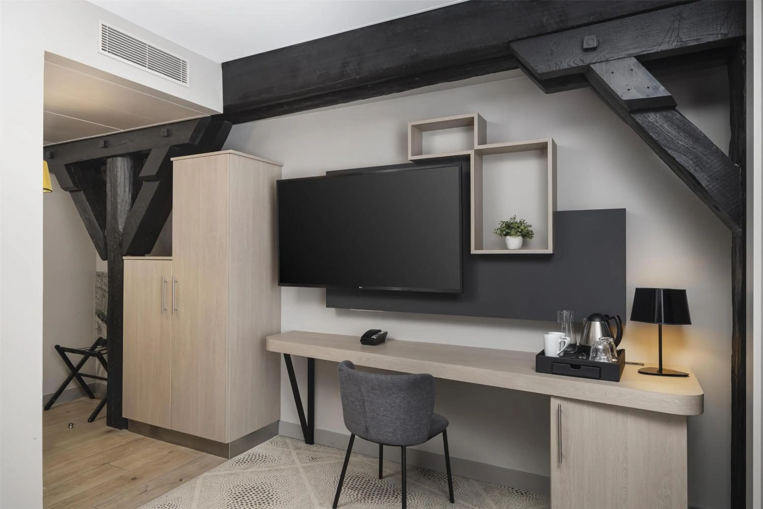 Bedroom in Hilton Garden Inn Paris La Villette