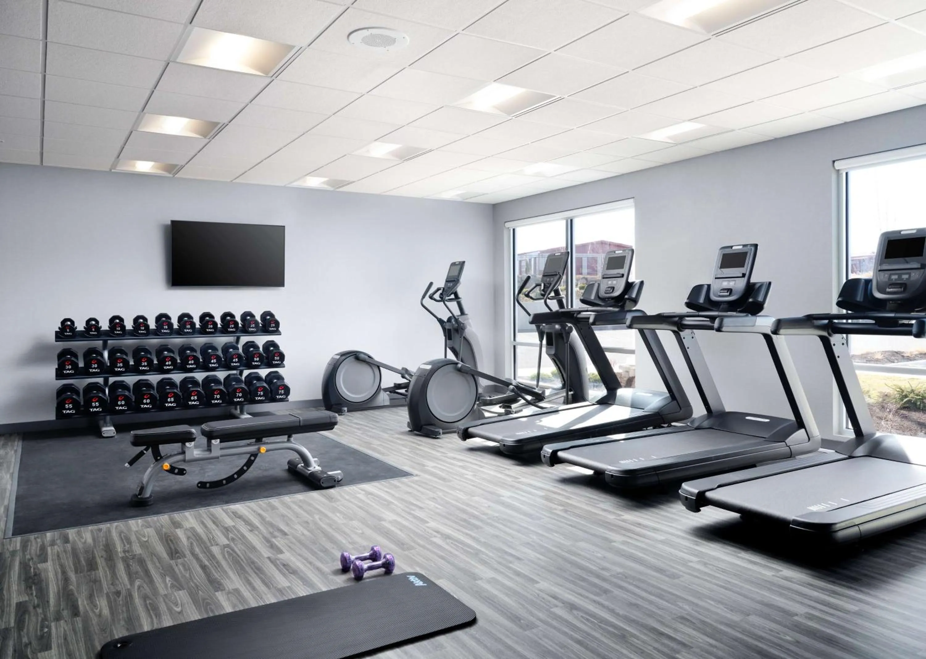 Fitness centre/facilities in Hampton Inn Redmond Bend Airport
