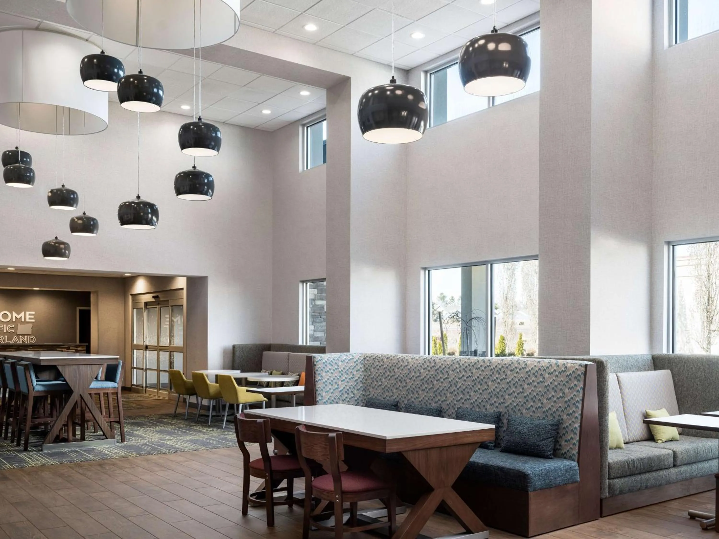 Lobby or reception in Hampton Inn Redmond Bend Airport