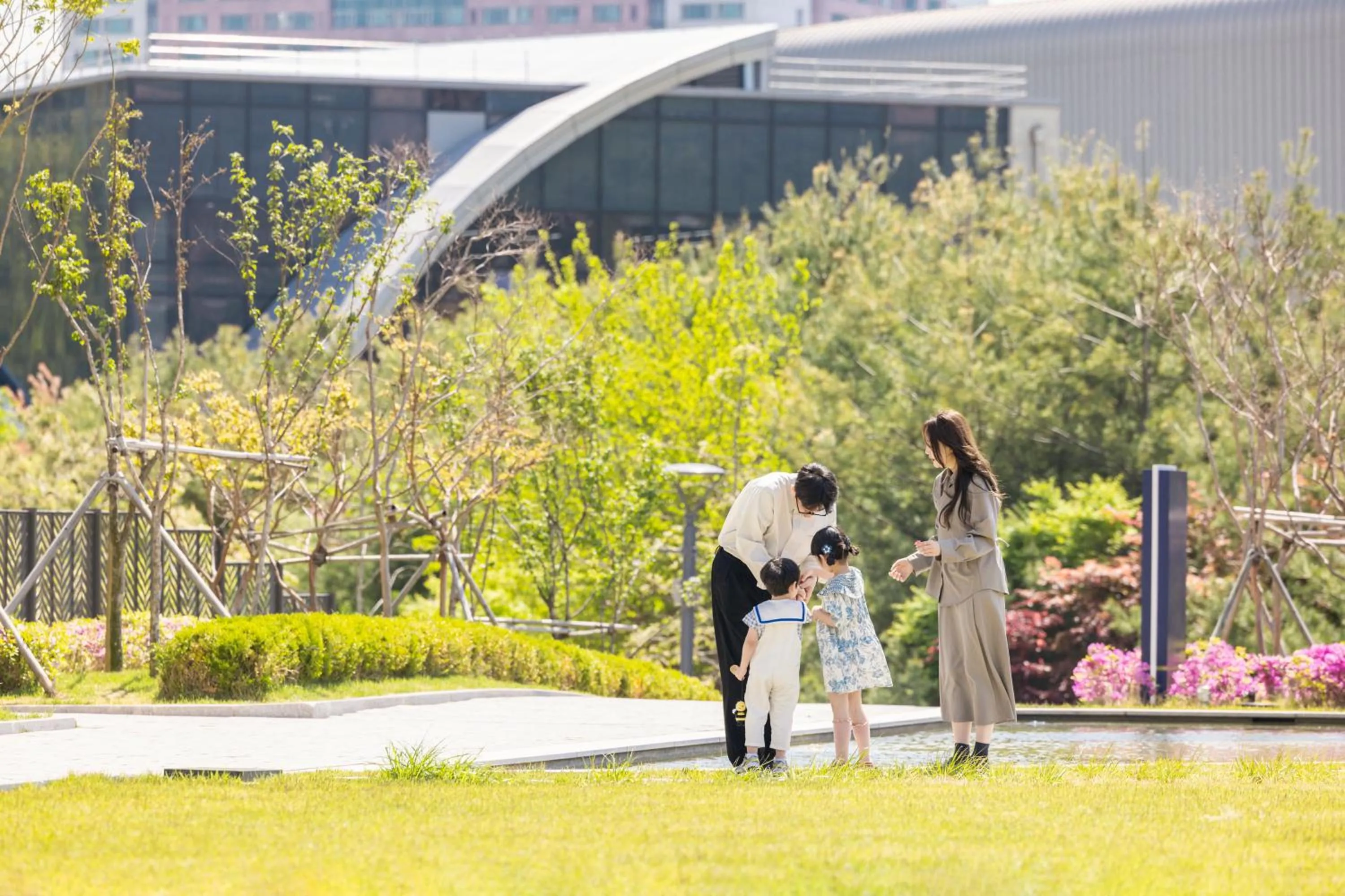Garden in DoubleTree By Hilton Seoul Pangyo Residences