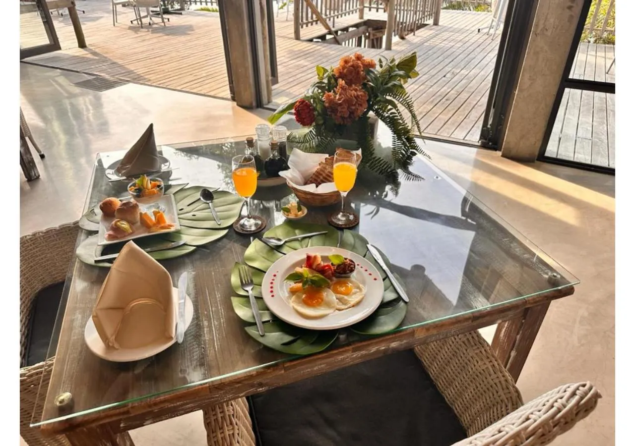 Breakfast in Mukumbura Lodge Bilene