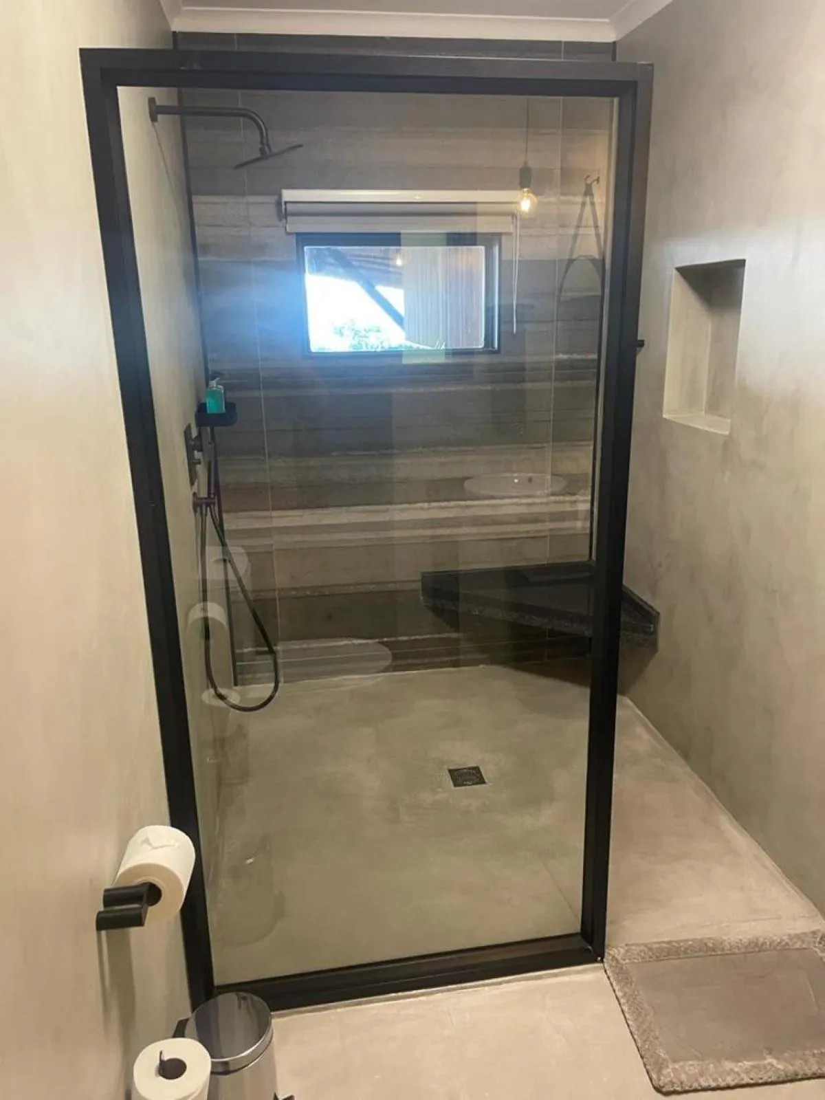 Shower in Mukumbura Lodge Bilene