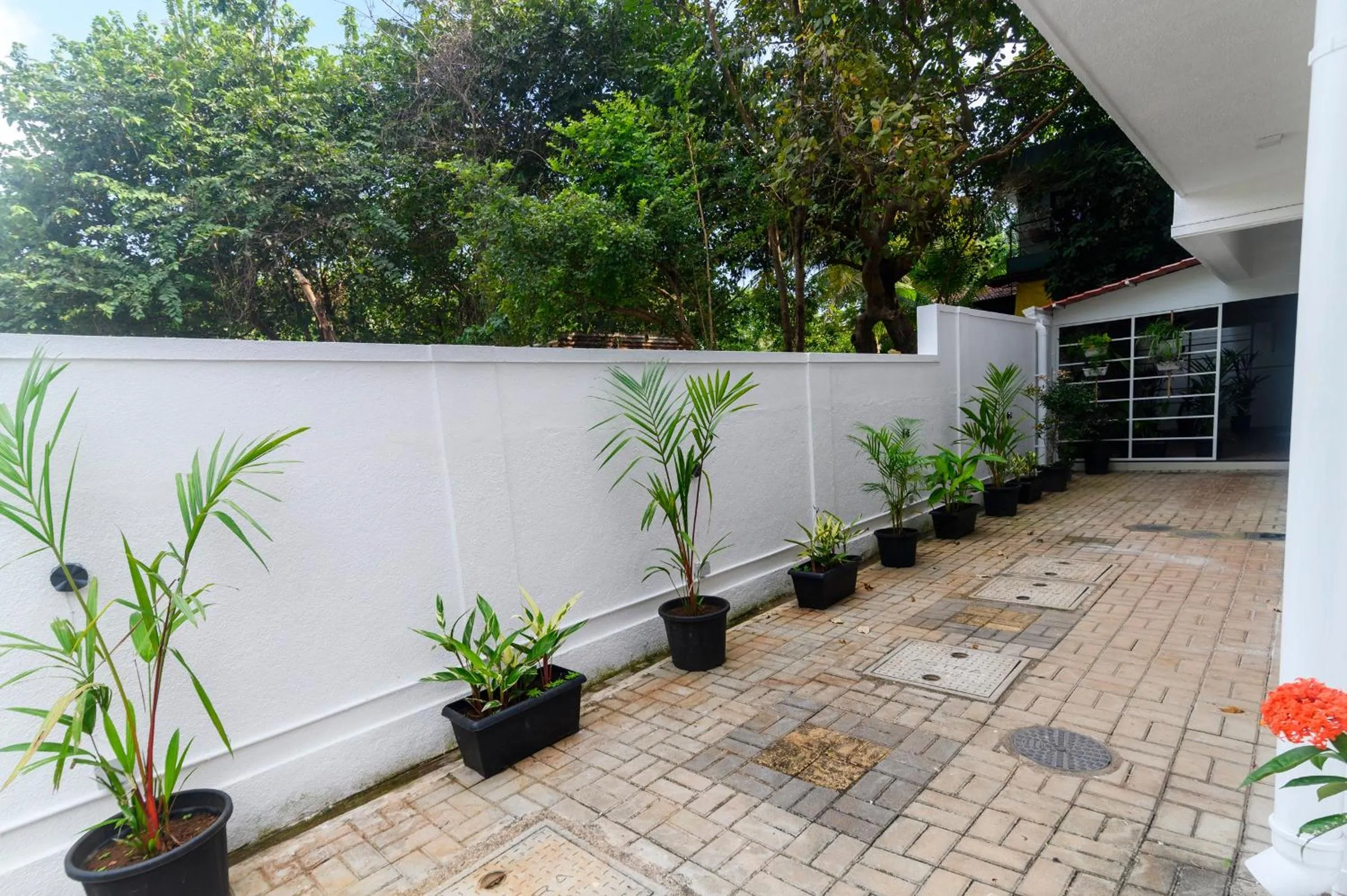 Garden in Lotus & Orchid Villas by Ramnath Homes