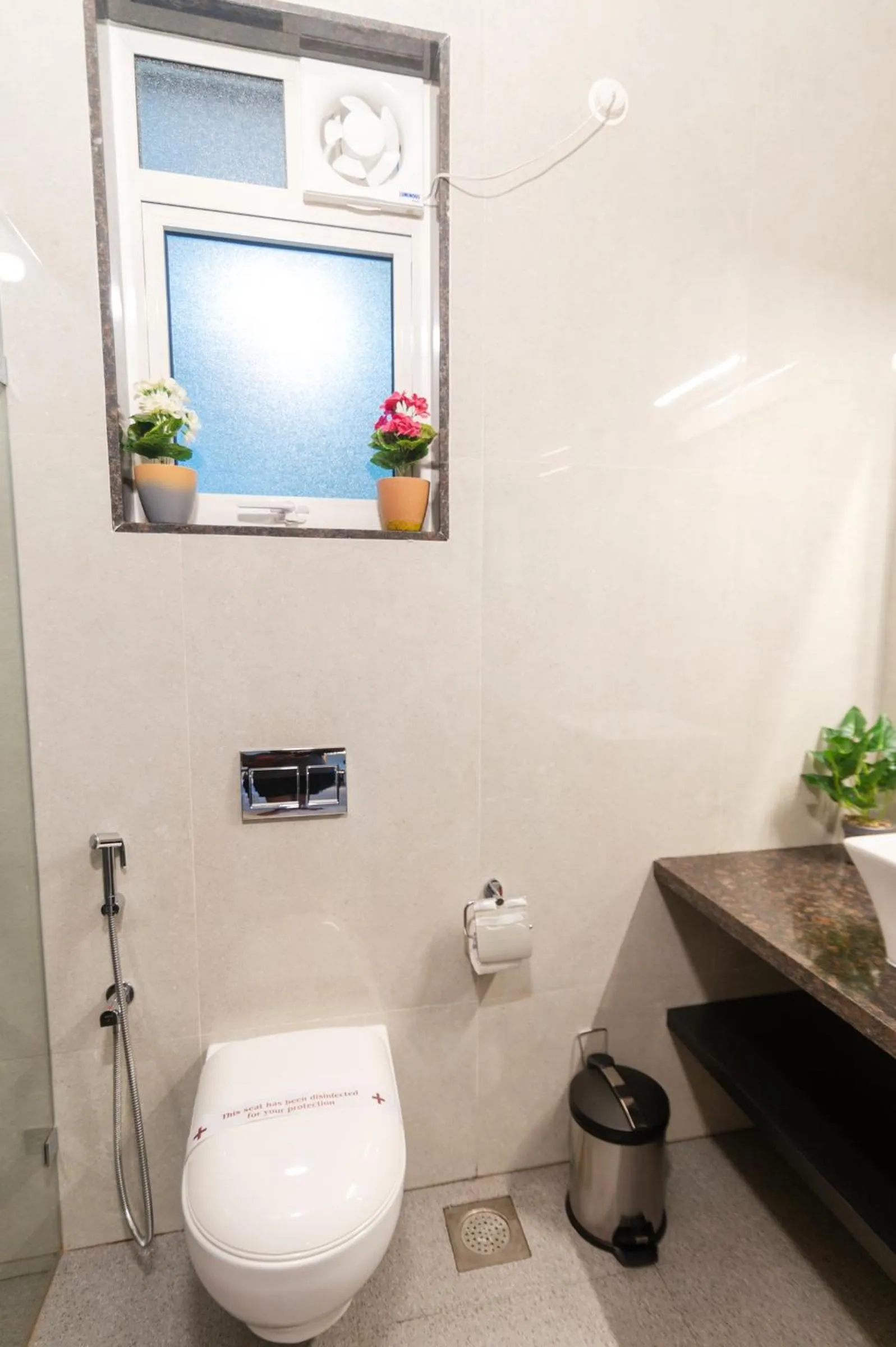 Bathroom in Lotus & Orchid Villas by Ramnath Homes