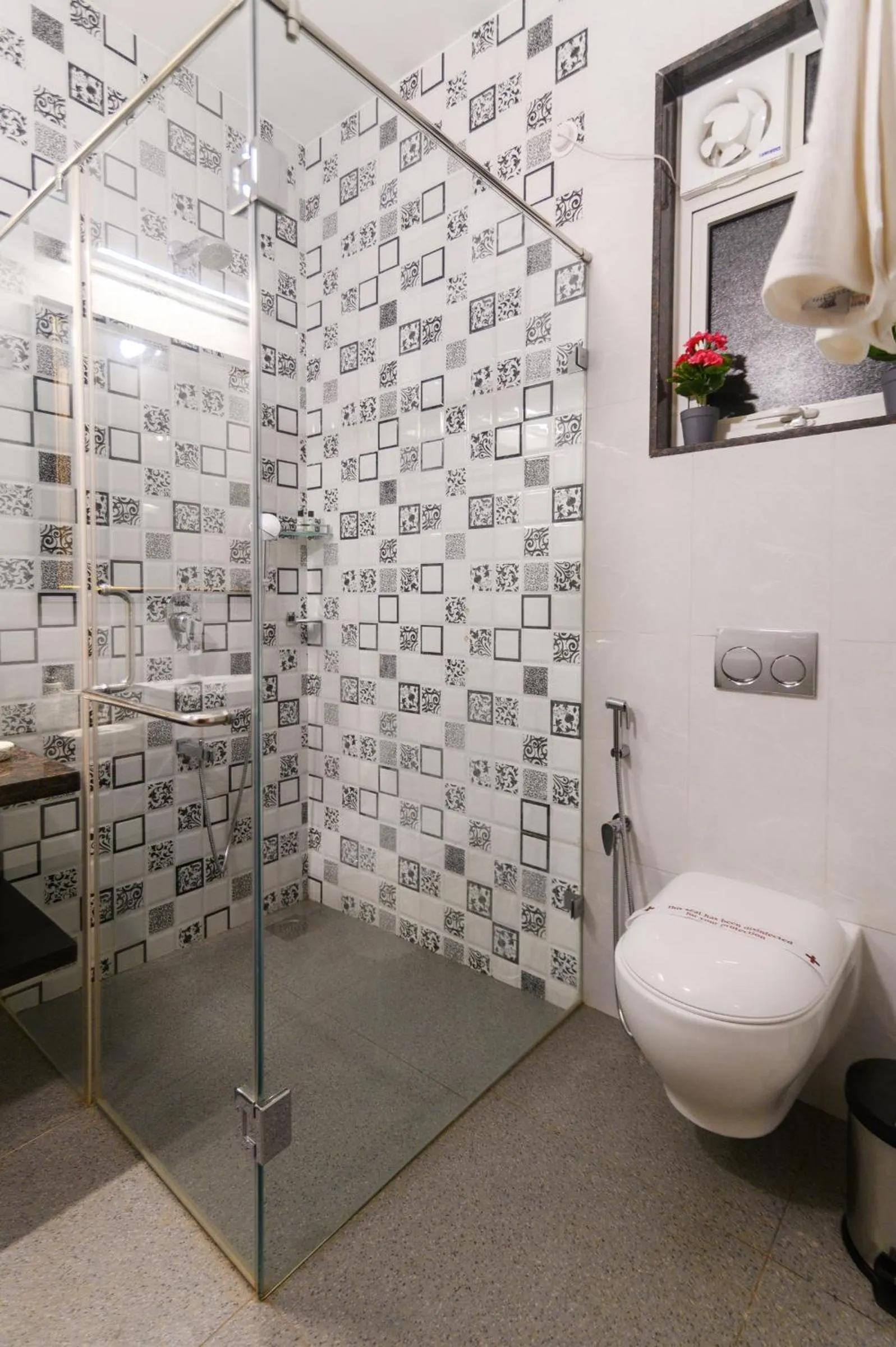 Bathroom in Lotus & Orchid Villas by Ramnath Homes