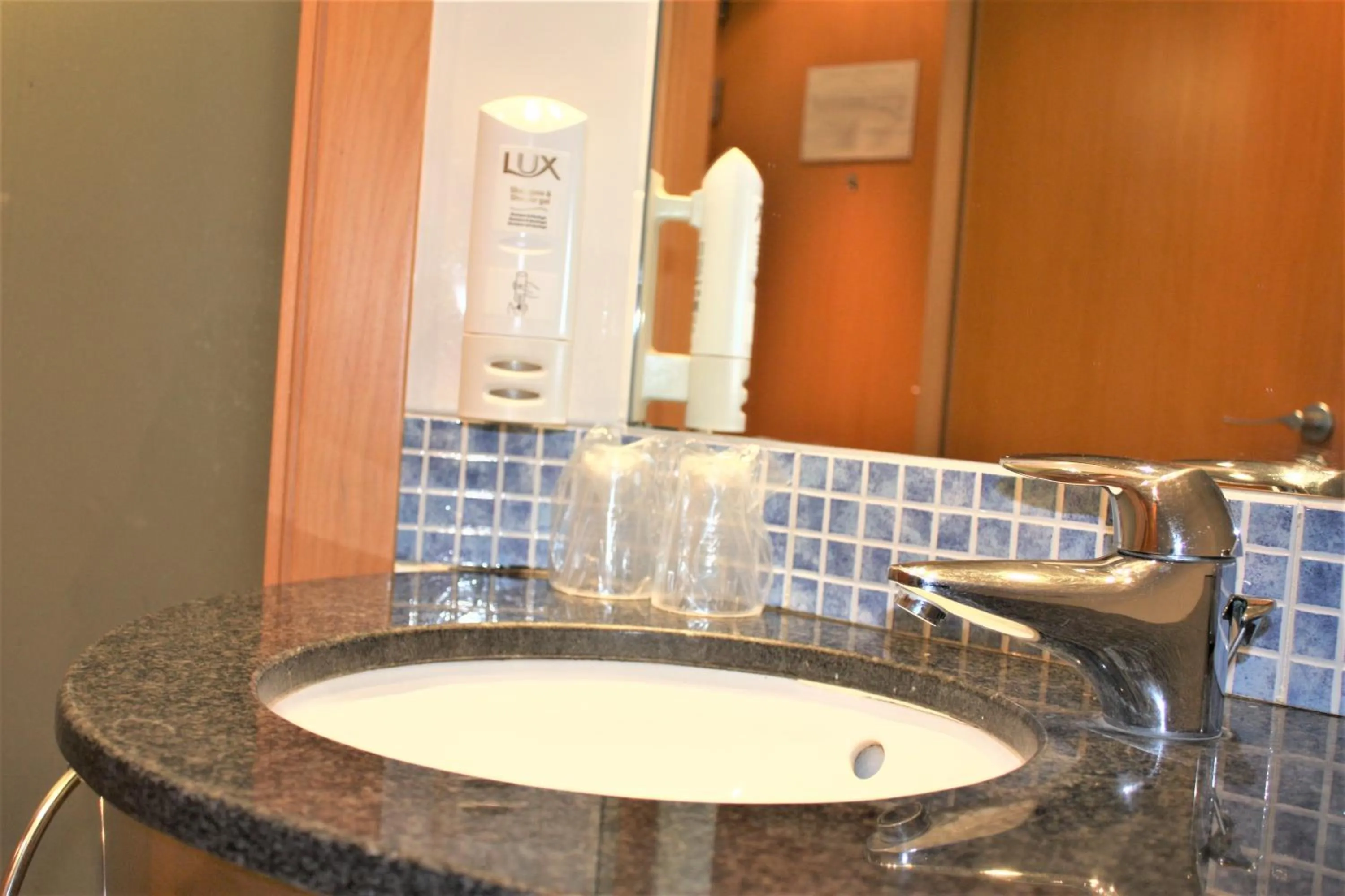 Bathroom in Holiday Inn Express Molins de Rei by IHG