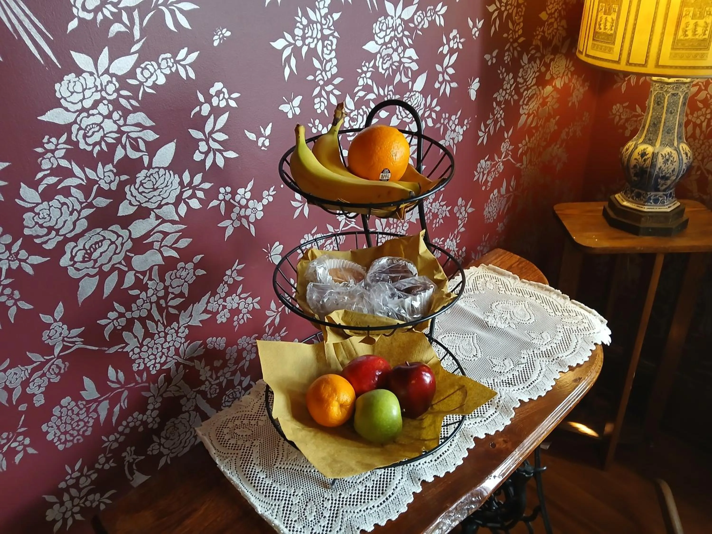 Breakfast in The Bissing House