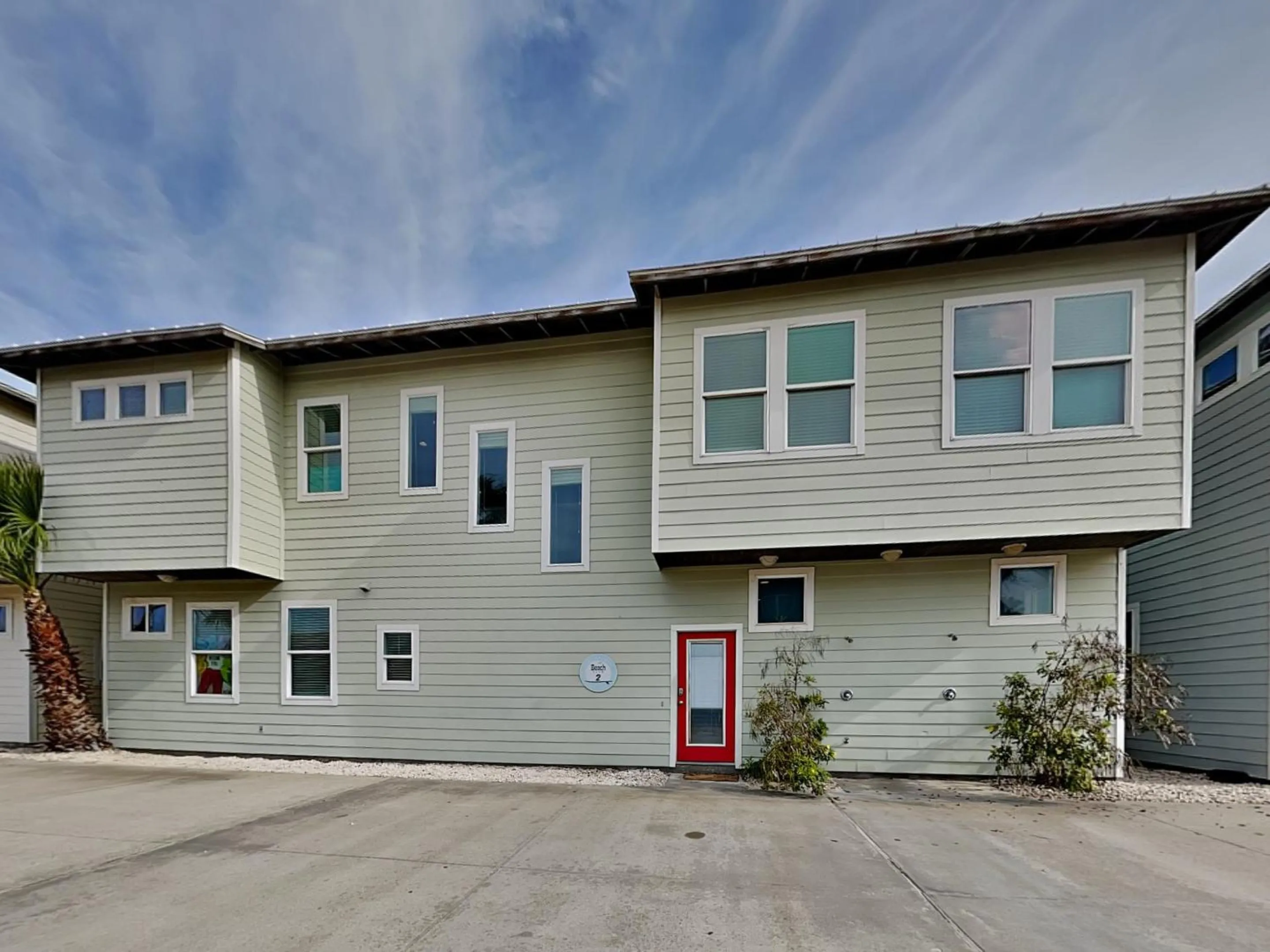 Property building in Beach Club 2