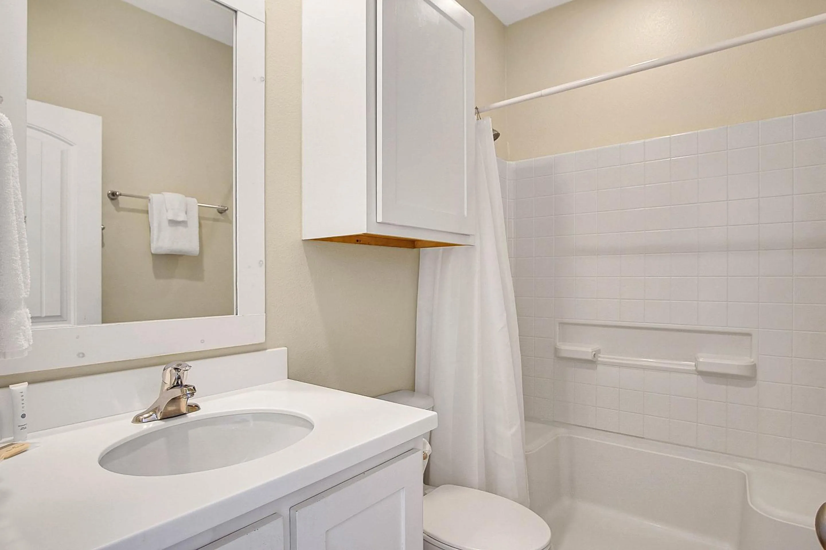 Property building in Beach Club 2