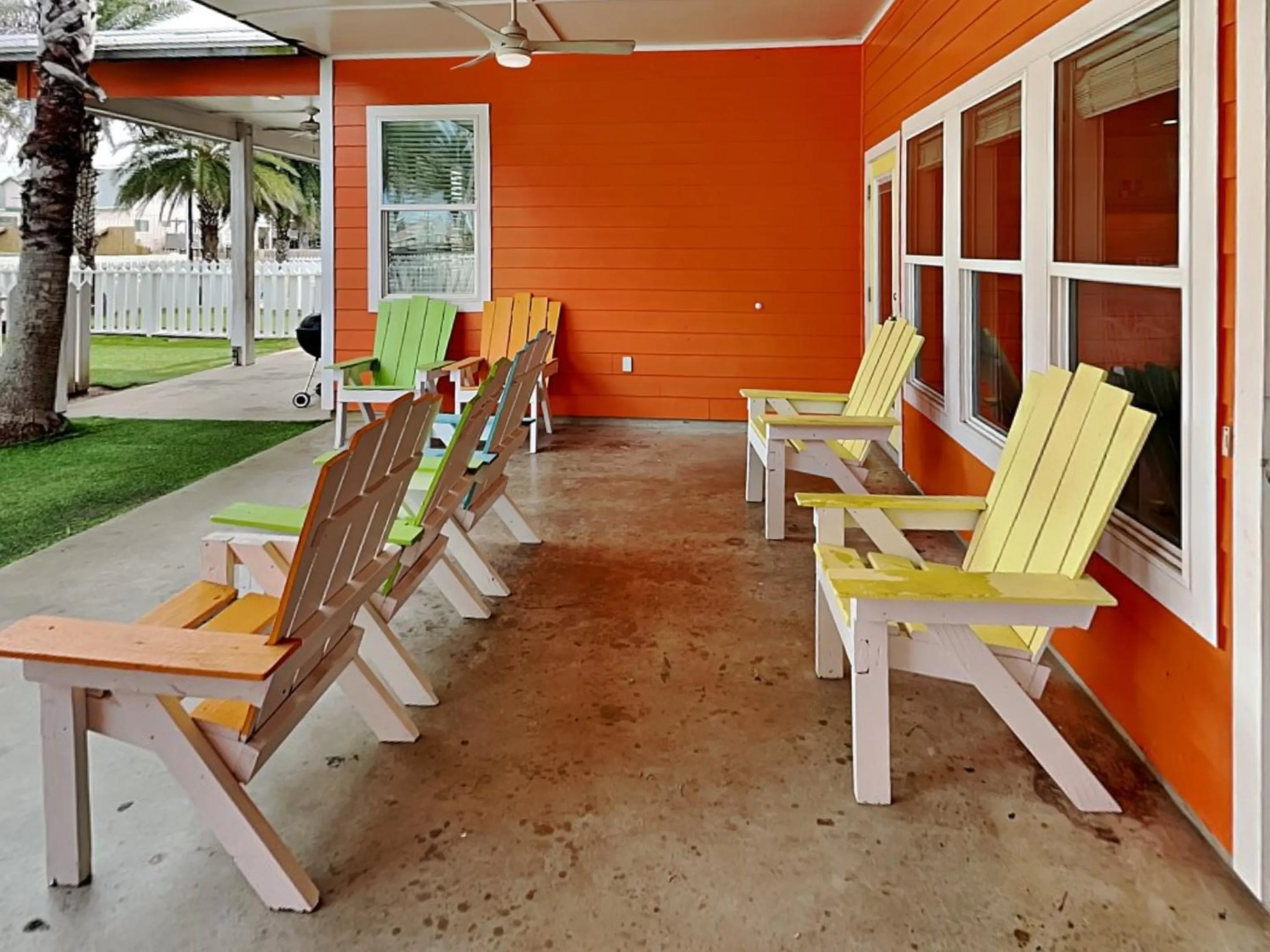 Property building in Beach Club 2